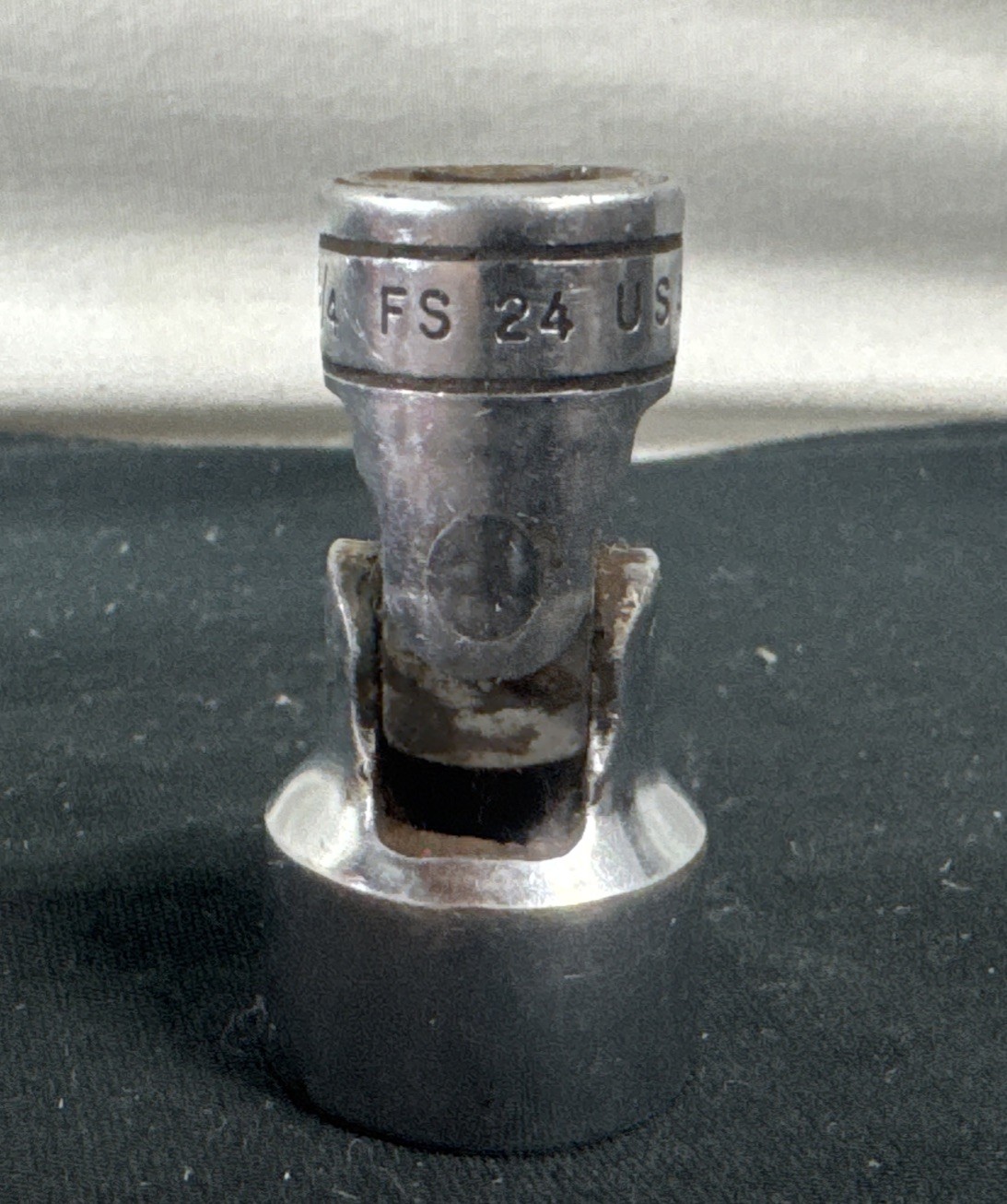 Snap-On Universal Socket FS24 3/8″ Drive 3/4″ SAE 6 Point