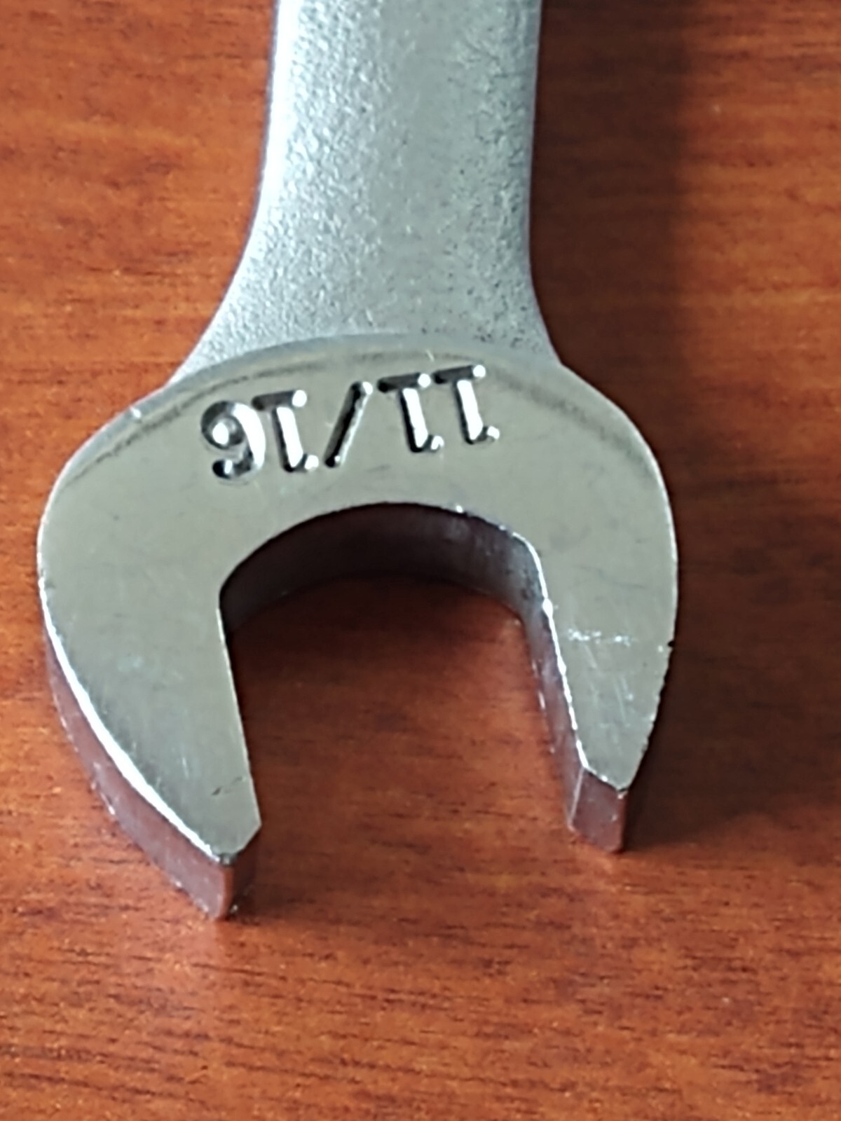 CRAFTSMAN VV44698, 11/16″ COMBINATION WRENCH, 8.6″ LONG, 12 POINT.