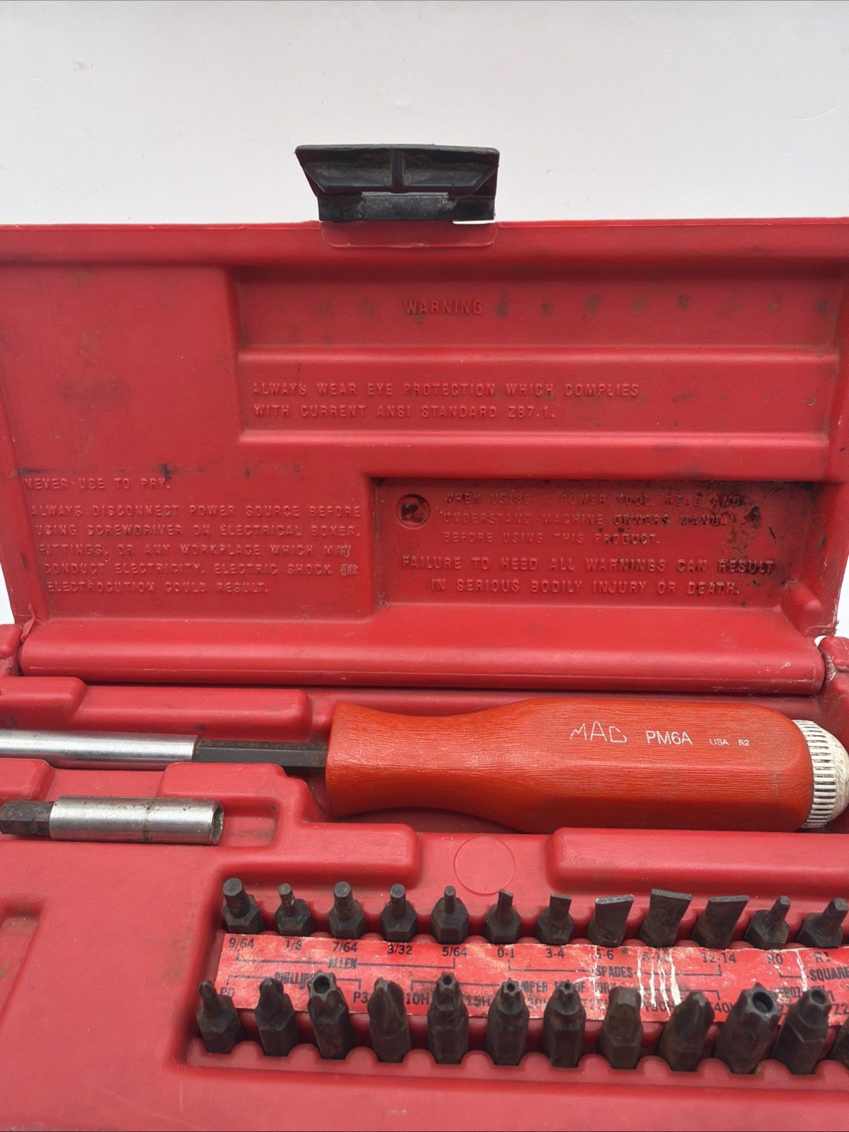 Rare Mac Tools USA Comfort Hard Red Handle Magnetic Screwdriver Sbd29SA Pm6A. B