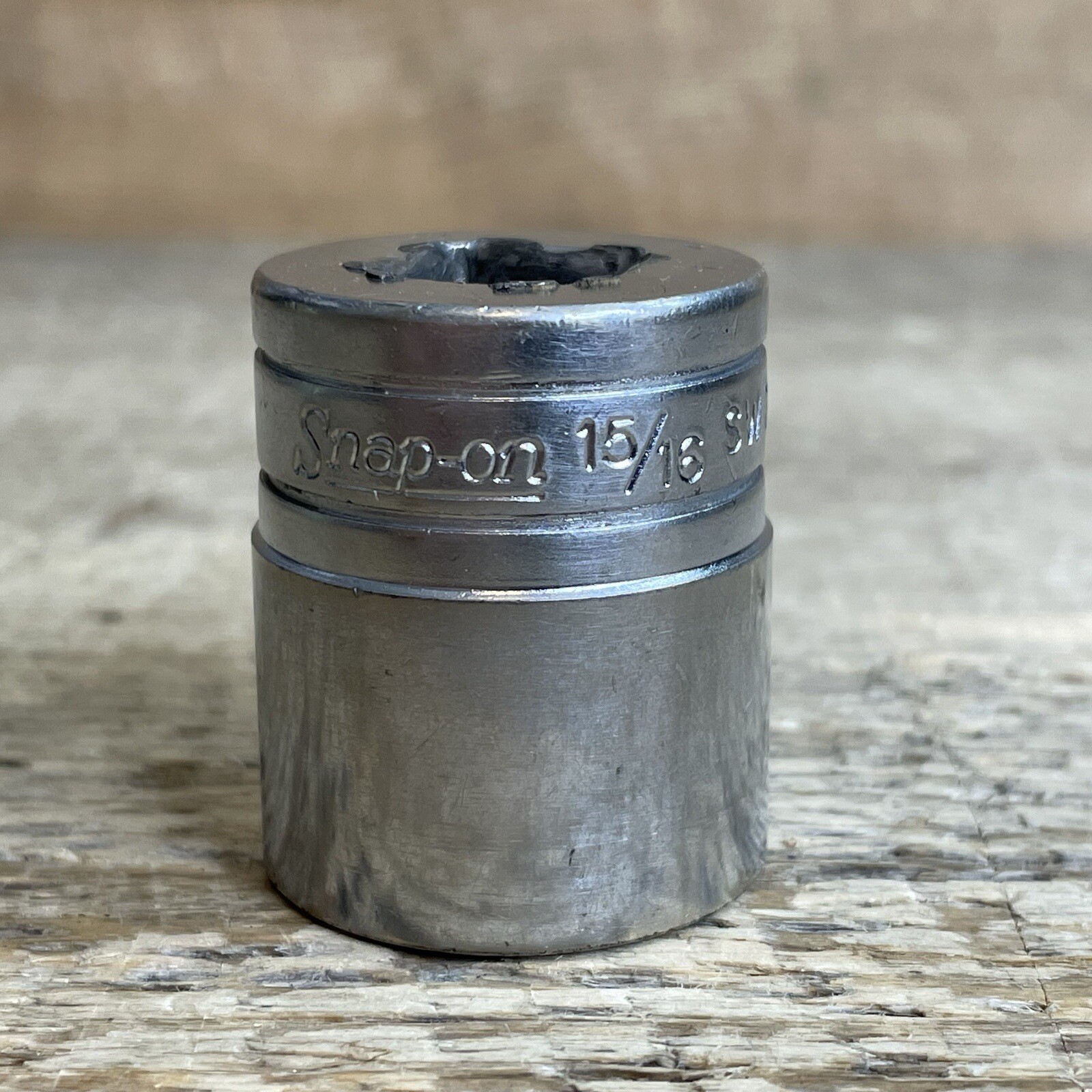 SNAP ON SW301 1/2″ Drive 12-Point SAE 15/16″ Shallow Standard Socket USA