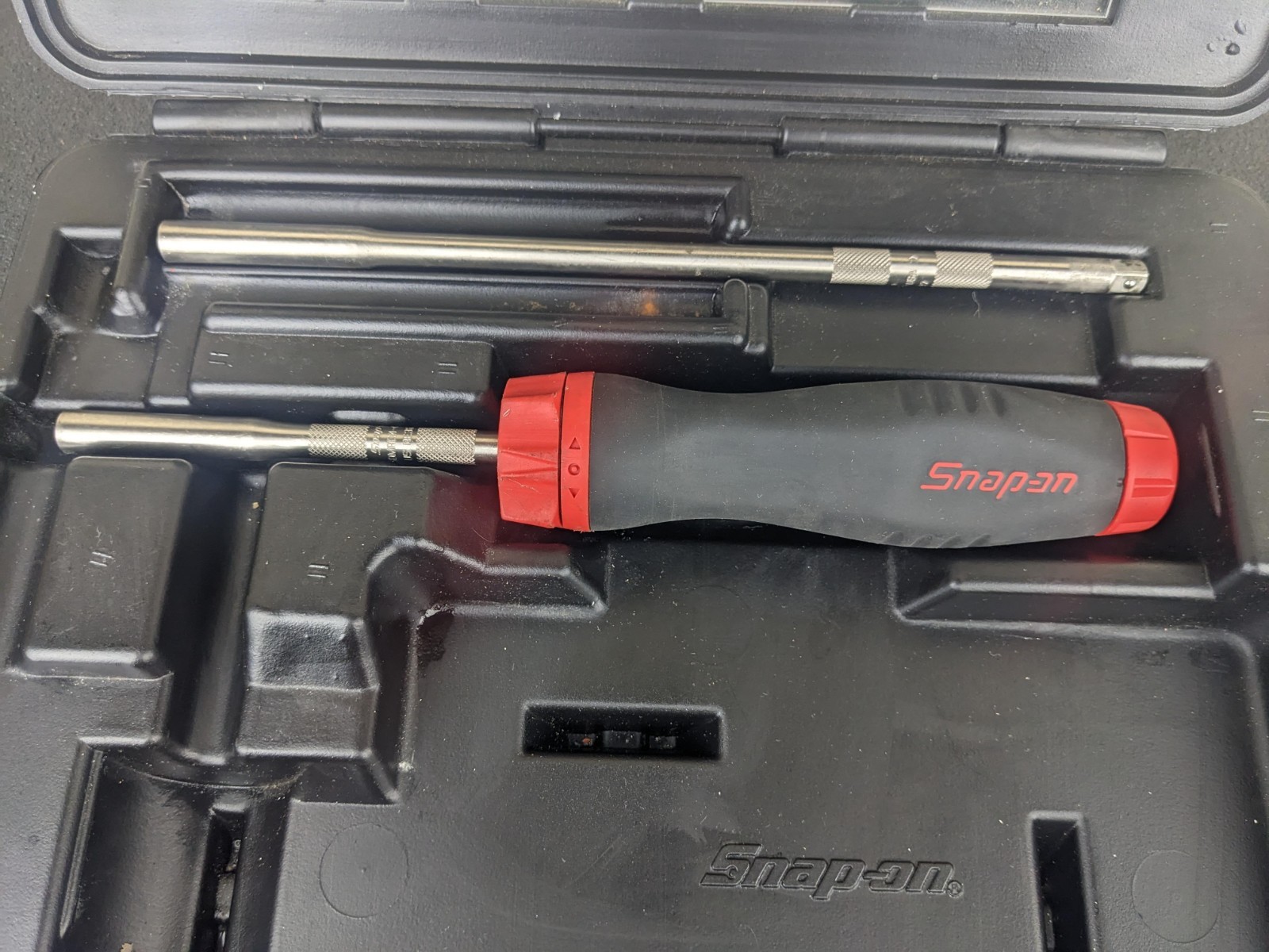 #bn017 Snap-on Tools SGDMRC103A Red Ratcheting Soft Grip Screwdriver