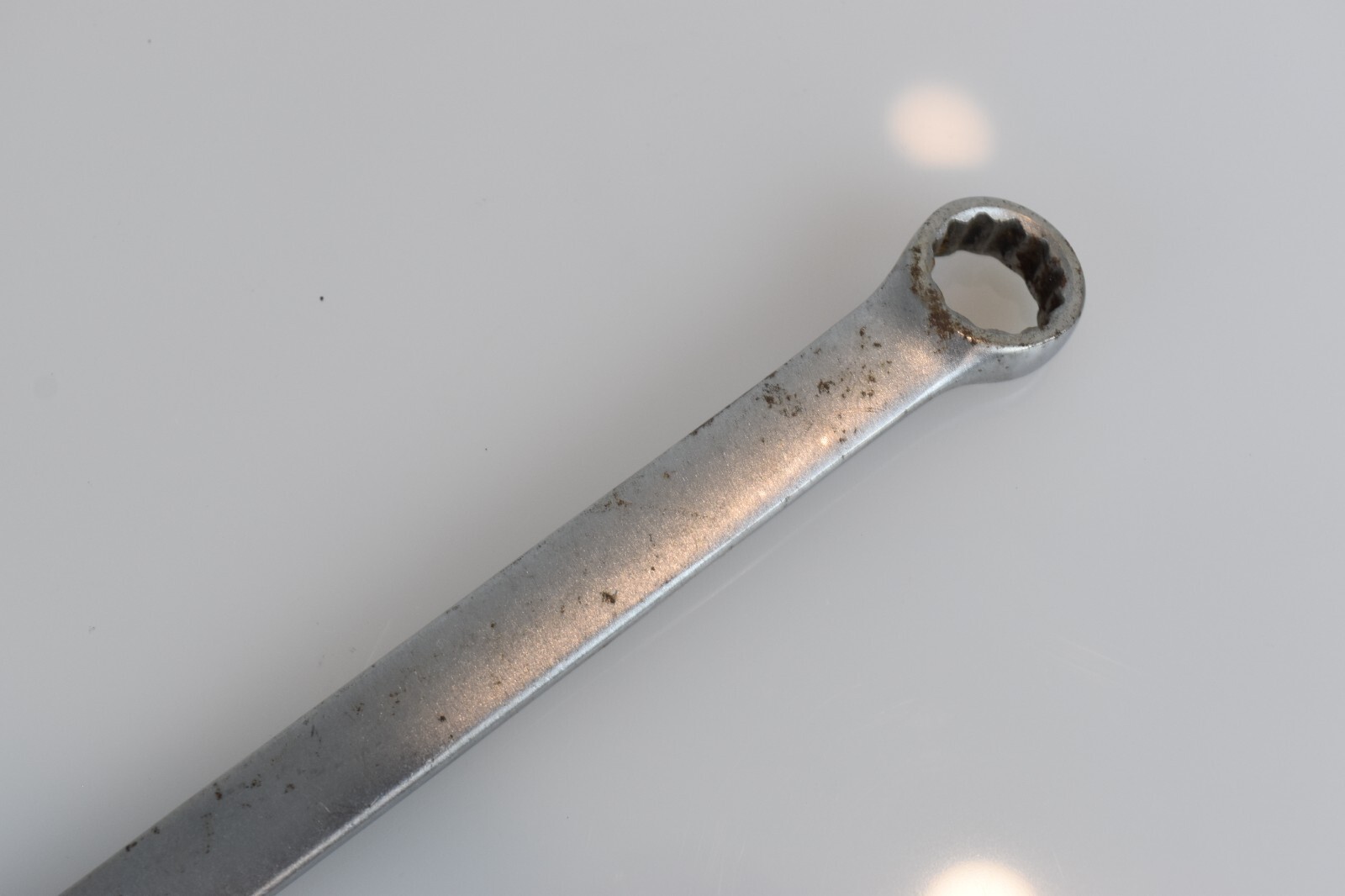 Blue Point Tools BLPCW1116 11/16″ SAE Combination Wrench 12 Point Brushed Chrome