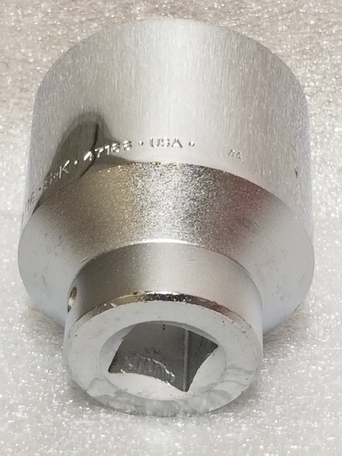 S-K 47166 Standard Socket 3/4″ Drive 12-Pt 2-1/16 inch SuperKrome Made in USA