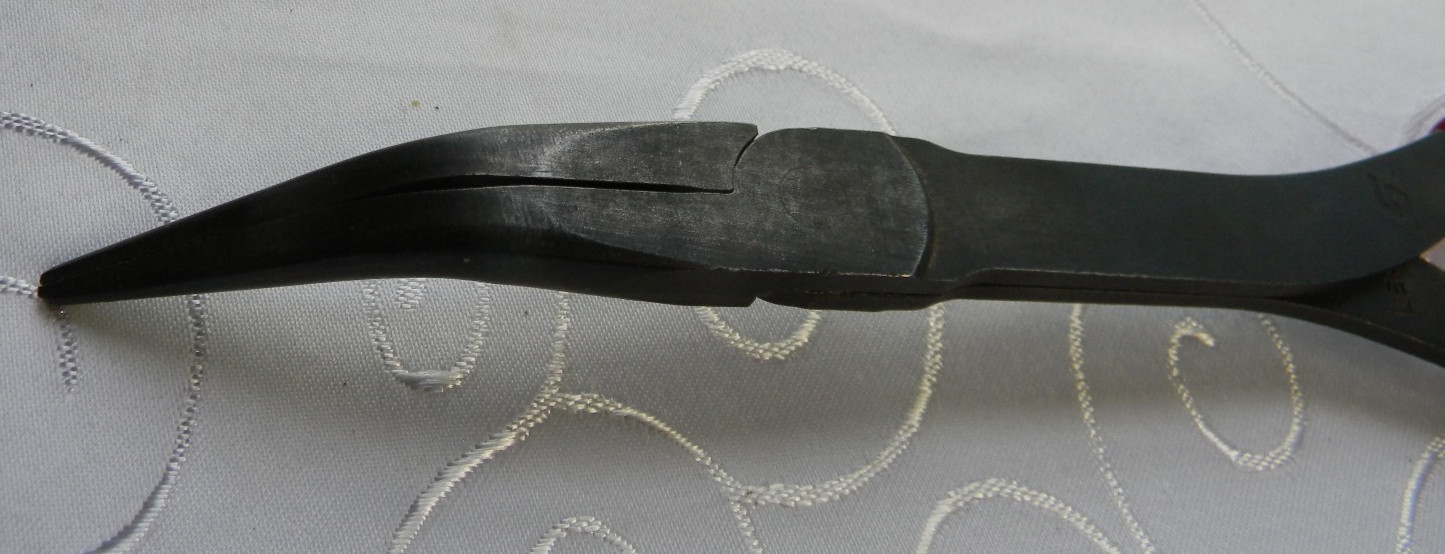 SNAP-ON 11″ TALON GRIP LONG-NECK 35° BENT NEEDLE NOSE PLIERS #411CF USA MADE