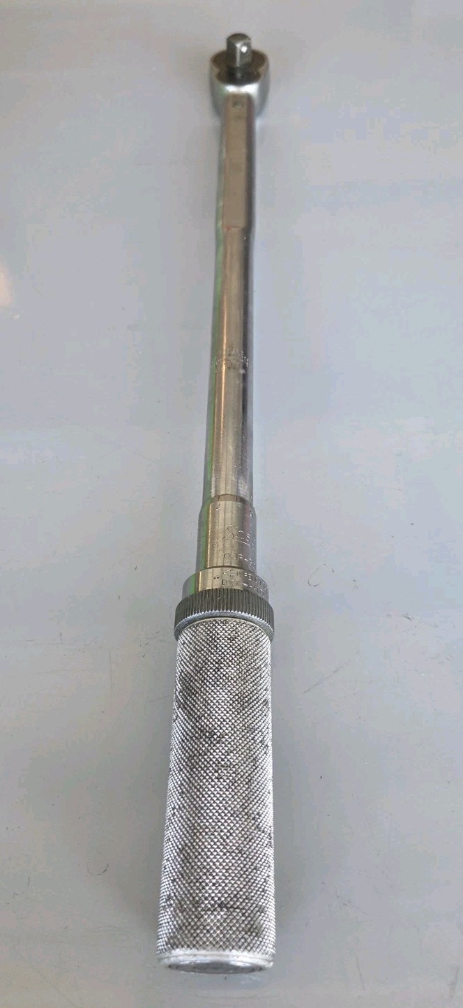 Snap On QJR3200B – 1/2″ Drive 30 To 200 ft lbs Click Style Torque Wrench W/ Case