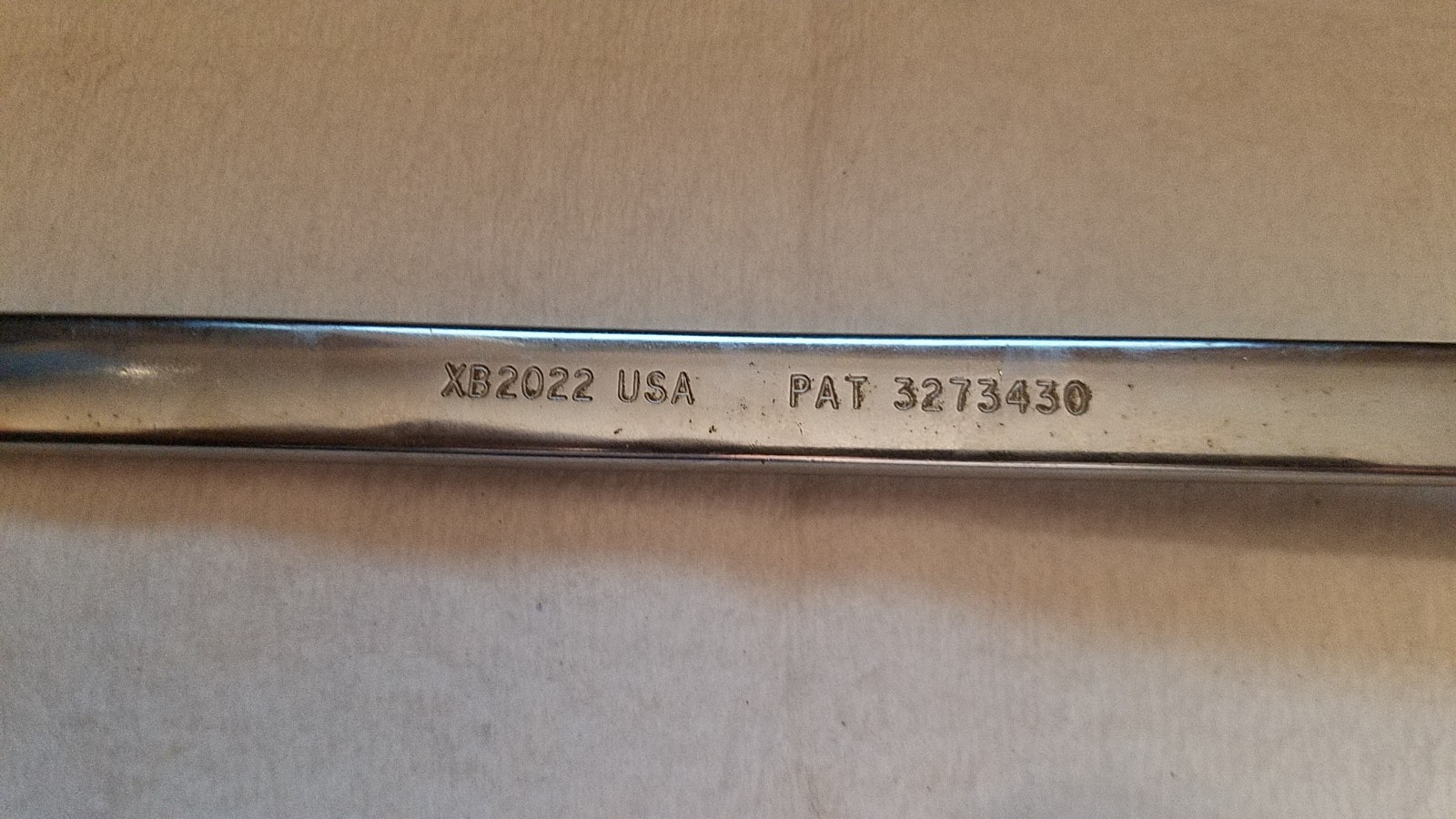 SNAP ON 5/8″ & 11/16″ OFFSET 12 POINT DOUBLE BOX END WRENCH # XB2222 MADE IN USA