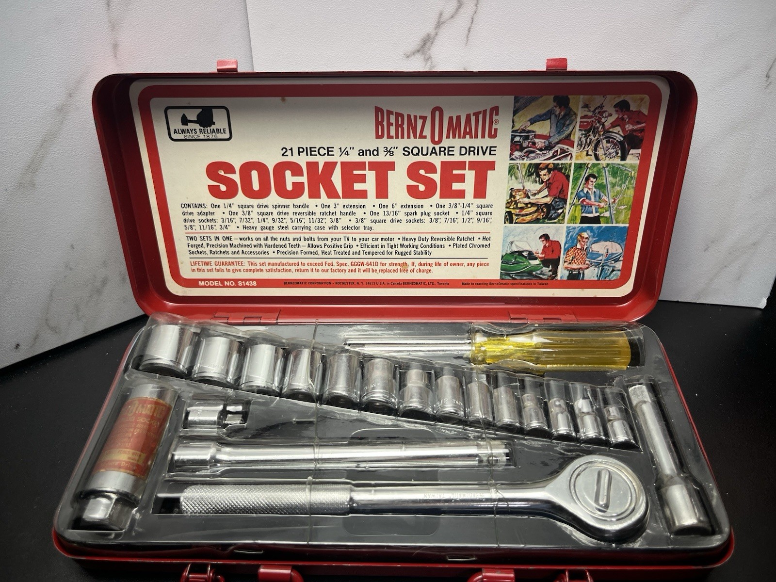 Vintage BernzOmatic S1438 21pc Socket Set 1/4” & 3/8” Drive Red Metal Case
