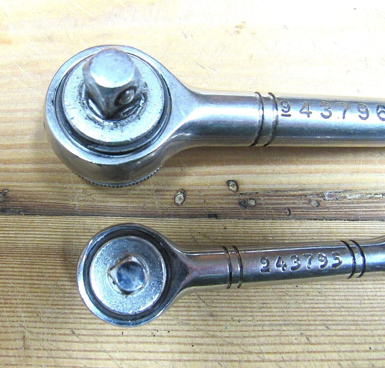 Craftsman ThumbWheel Ratchet Set of 2 3/8″ Drive & 1/2″ Drive, #943796, #943797