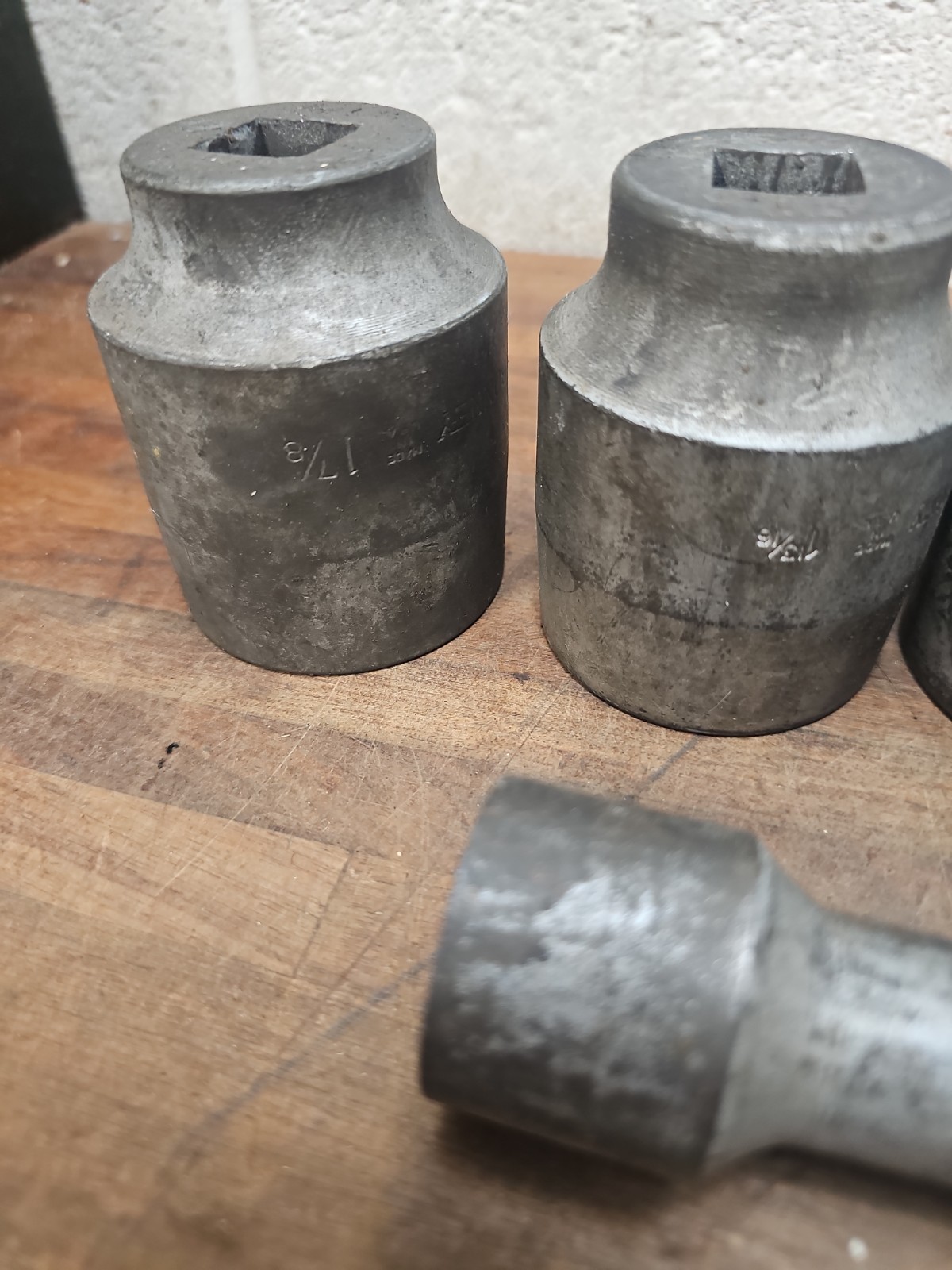 S41- 11 vinage BONNEY 3/4”dr Sockets + 2 extensions