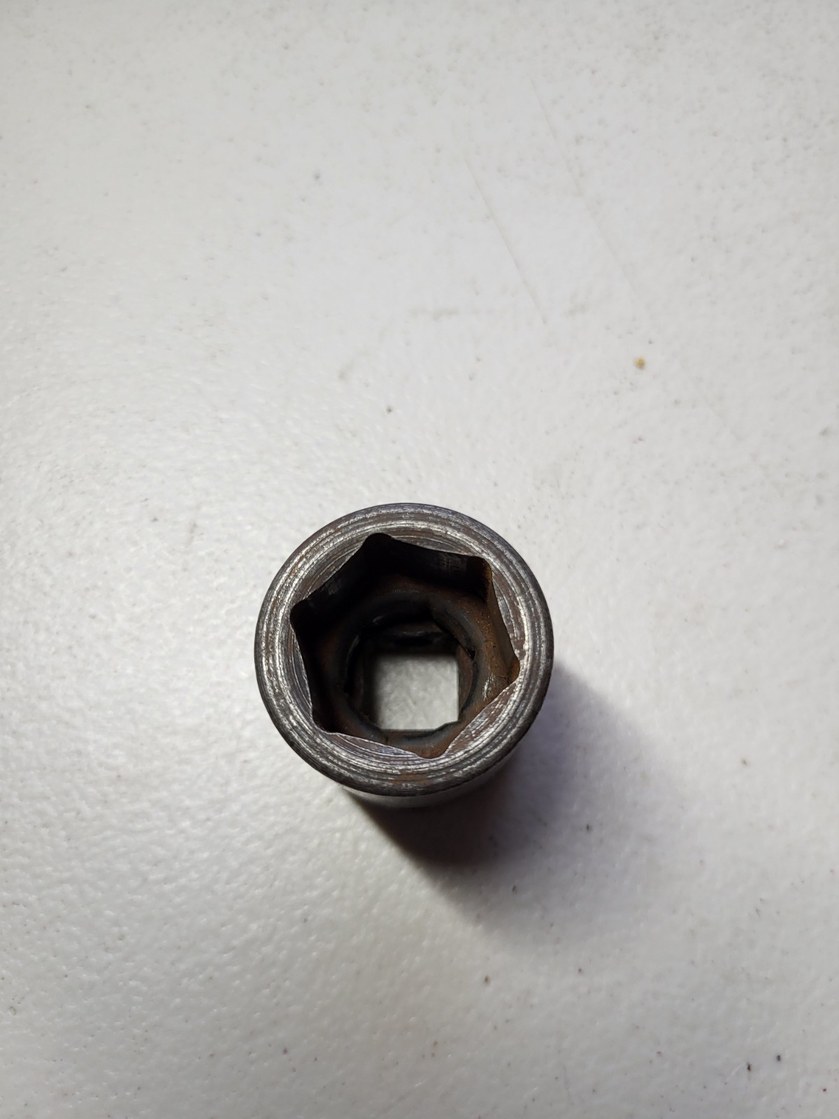 Snap-On USA 1/2″ Drive 7/8″ 6-point Shallow Impact Socket P280 Good Condition