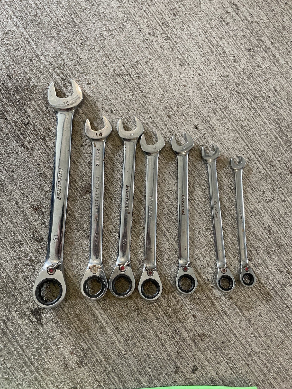 Lot Of 9 Ratcheting Combination Wrenches Metric And SAE