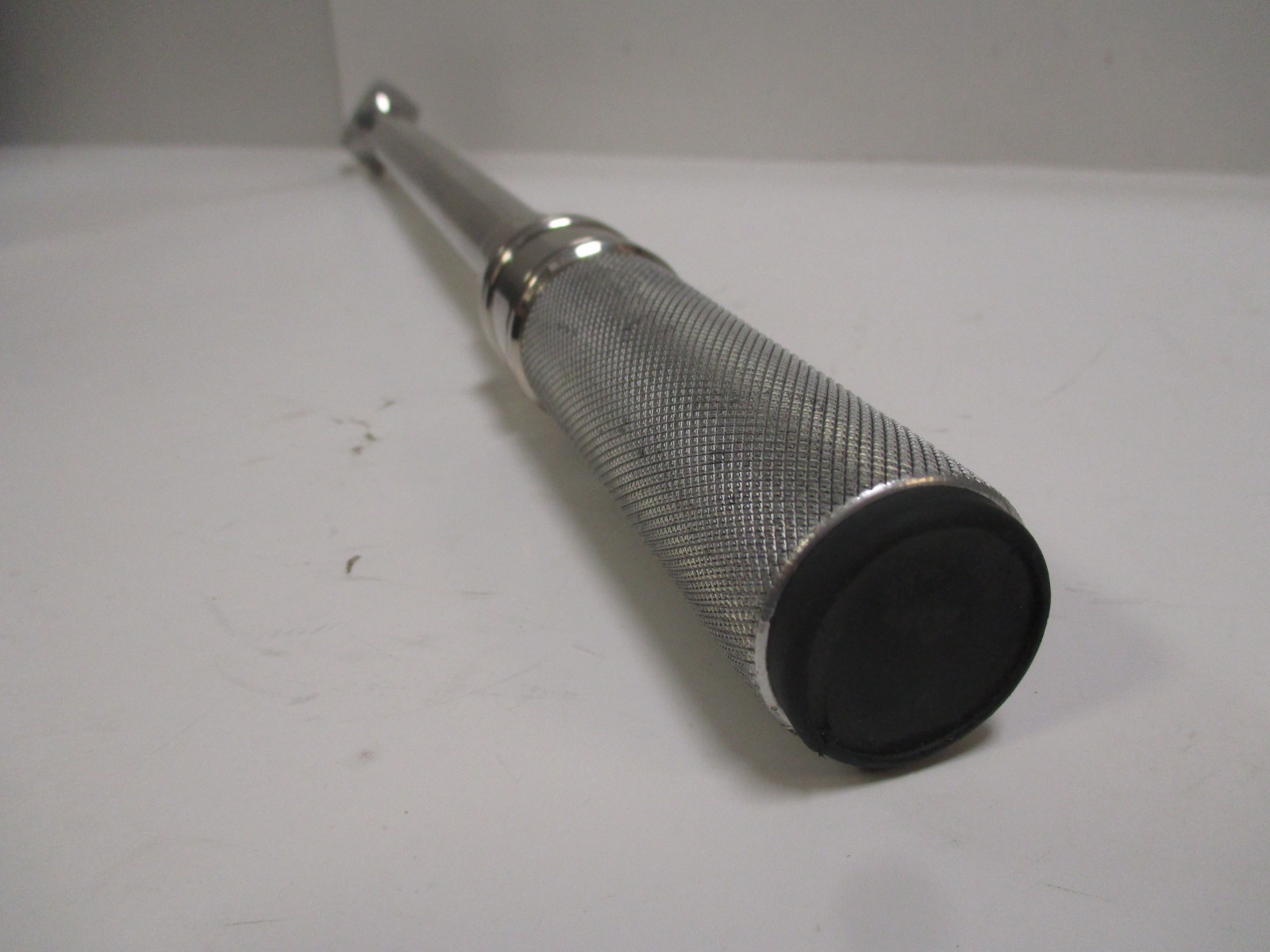 Snap On 1/2″ Drive Click Type Torque Wrench 500-2500 in Lb QD3R2500 Ratchet