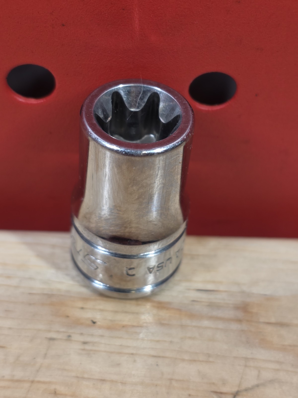 Snap-on Tools FLE120A E12 3/8″ Drive Inverted TORX Chrome Socket External E Torx