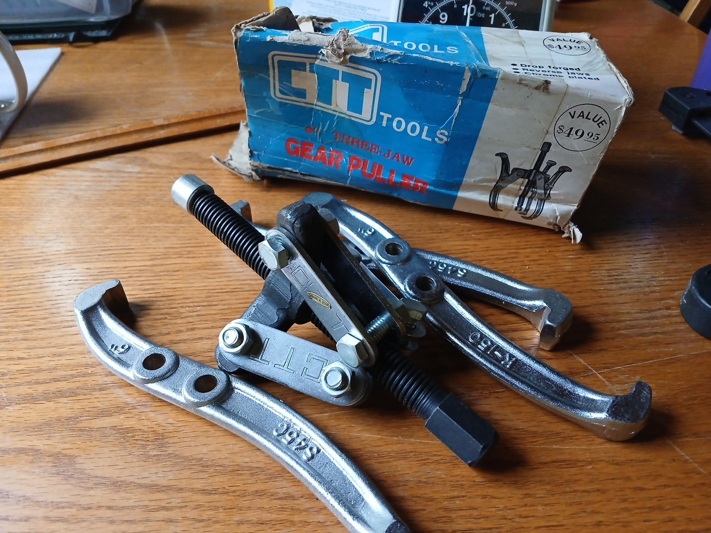 CTT Tools Puller 3 Jaw Gear Puller Open Box