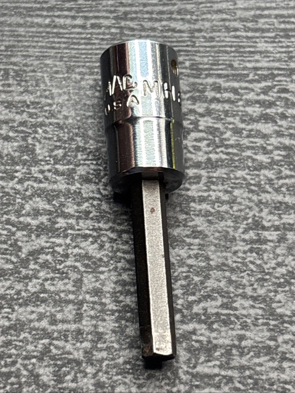 USED, MAC TOOLS » 3/16IN. » 1/4 IN. DR. HEX SOCKET, PART #MH6 , USA