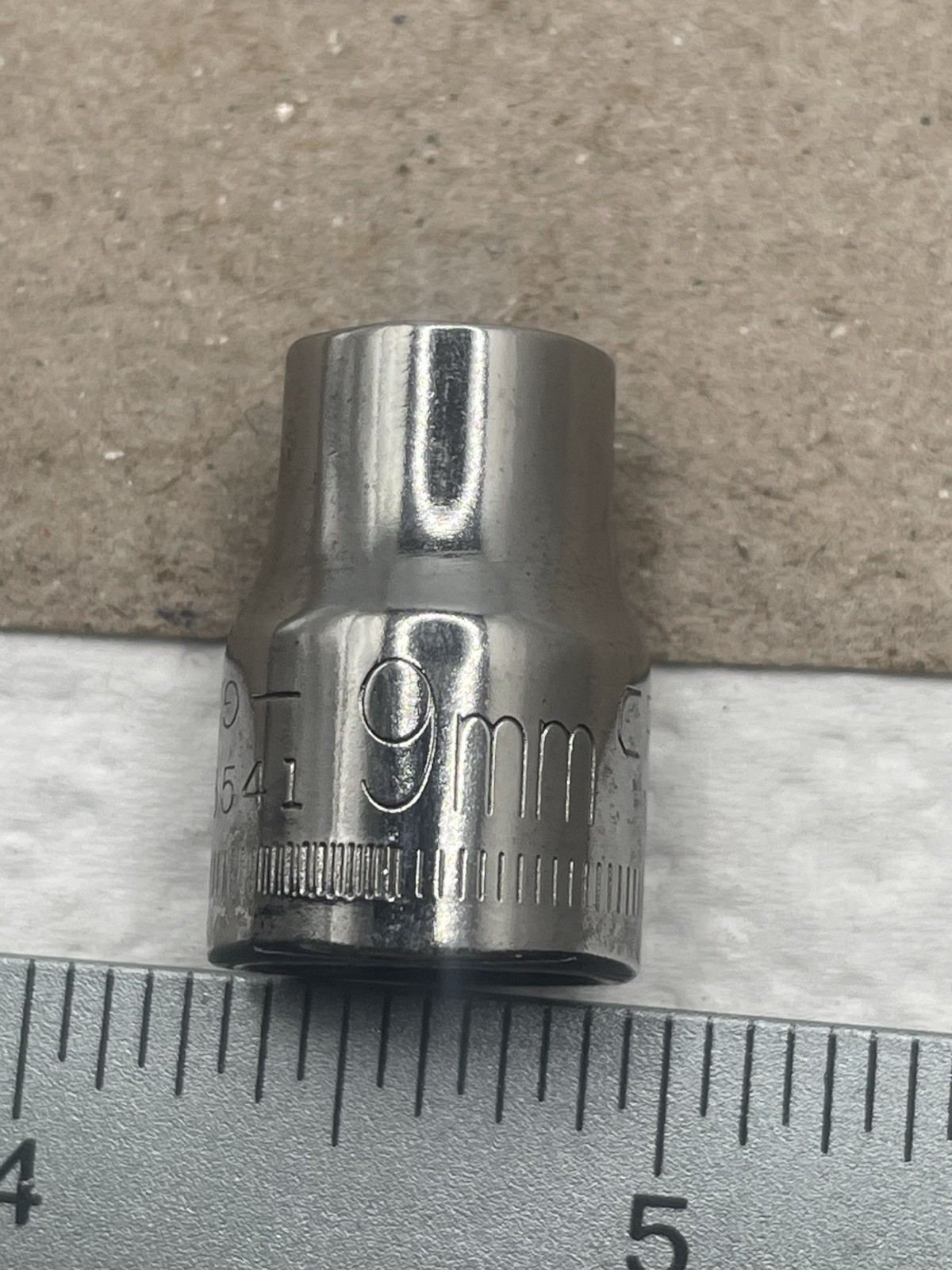 Craftsman USA 9mm 6 Point 3/8″ Drive Shallow Socket 43541 Inverted G Series