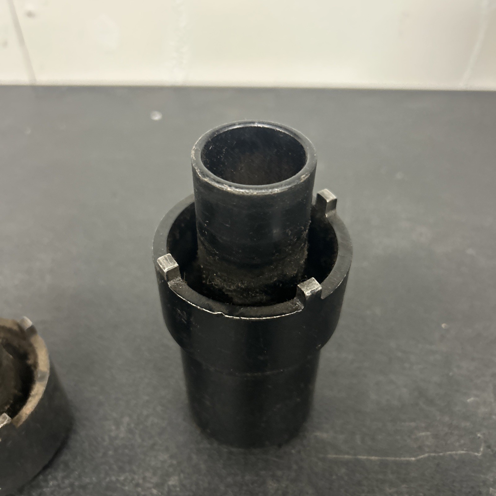 Mac Tools FWB 7269 1/2 Drive Axle Socket 3 1/2 And Extra Axle Socket