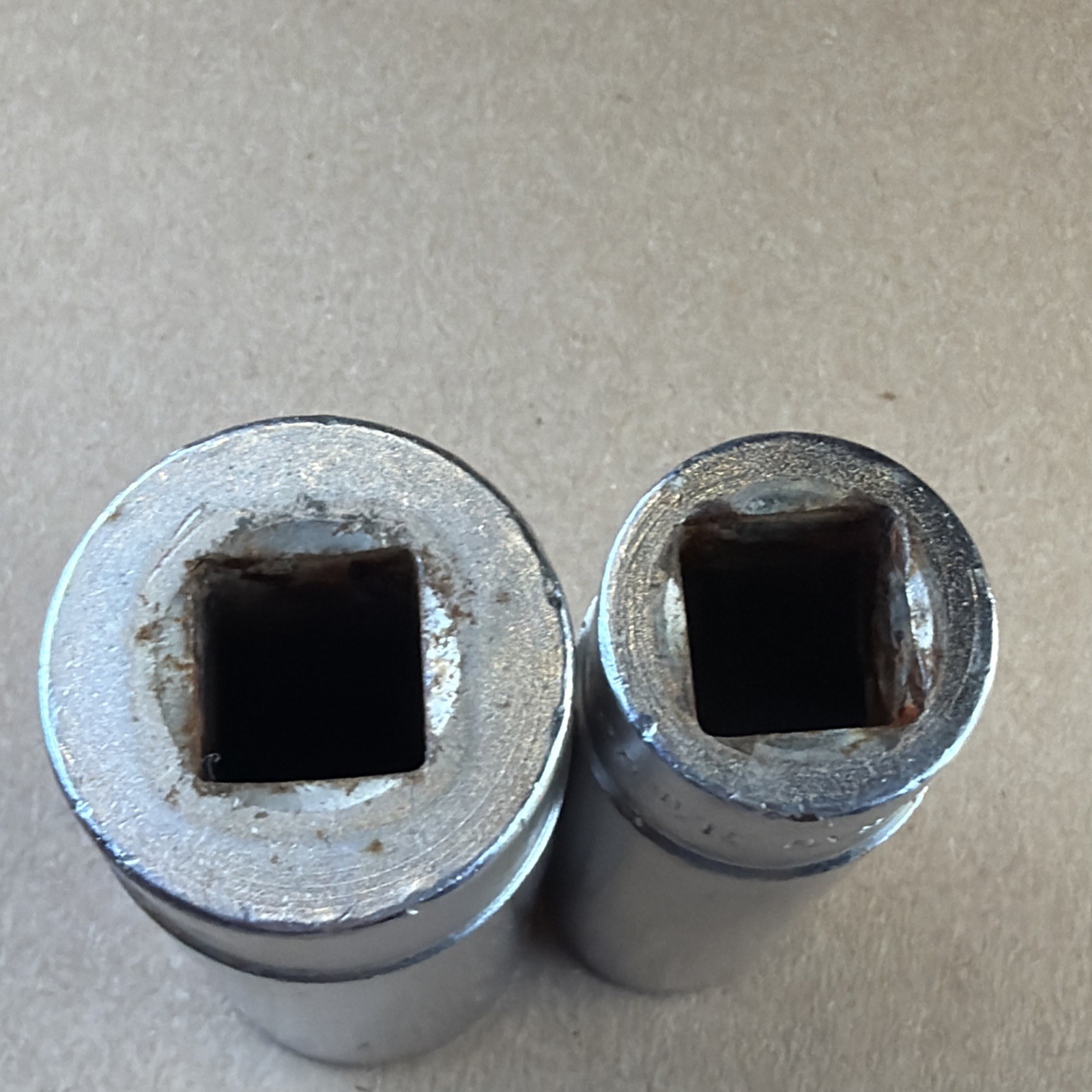 Snap-on SVS221 SVS301 1/2” Dr Deep 12 Pt Sockets 11/16 15/16 USA