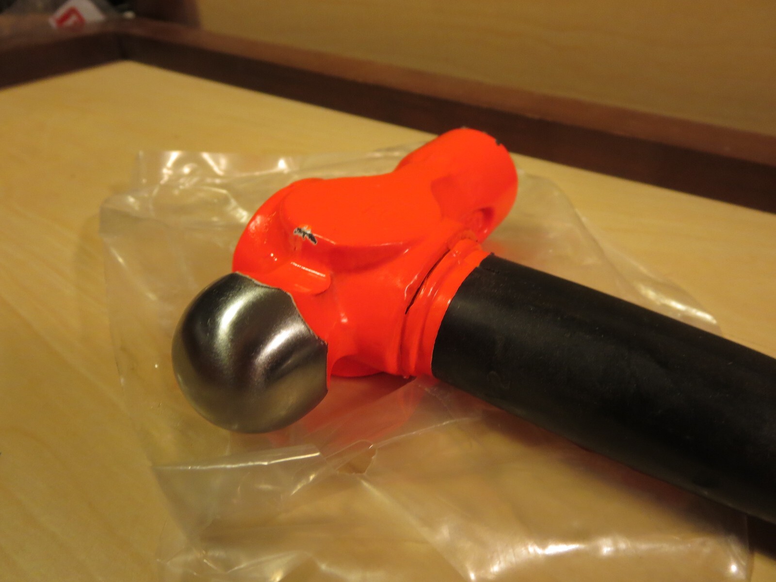 Matco 2 Lb. Ball Peen Indestructible Handle 14″ Long 32 OZ. Head MATBP3214 New