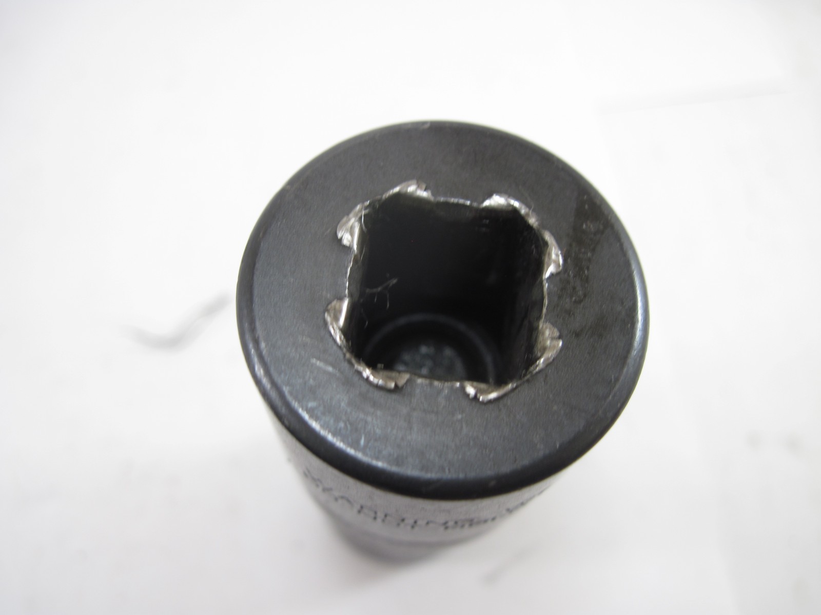 Snap On 1/2″ Drive 18mm Metric Shallow 6pt Impact Swivel Socket IPLM18C NICE