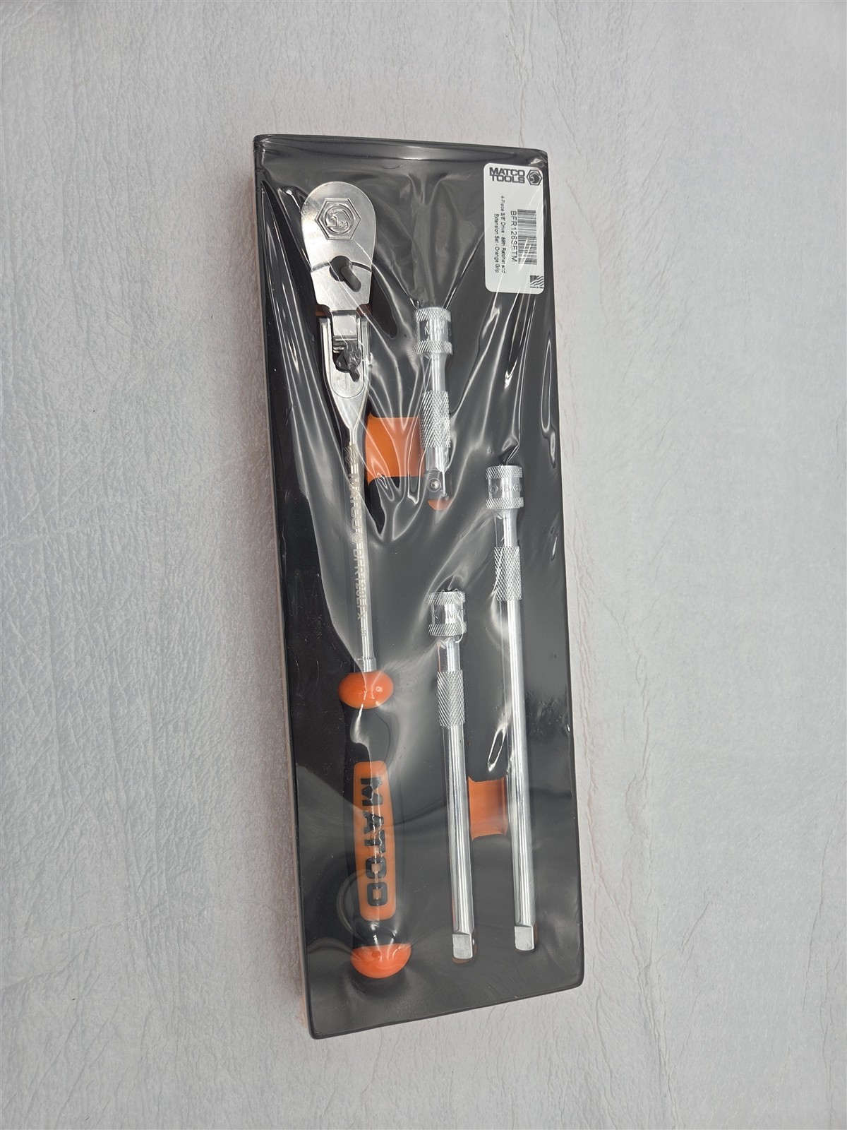 Matco Tools BFR128SETM 3/8″ Drive Locking Flex Head Ratchet Extension Set Orange