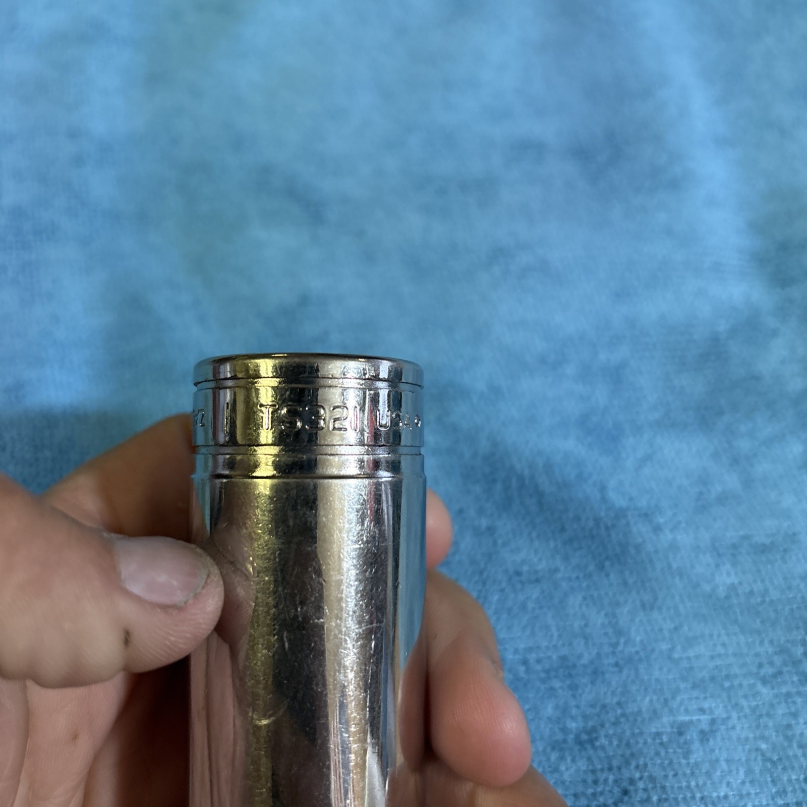 Snap on Tools USA 1″ SAE Deep 6 Point Chrome Socket TS321