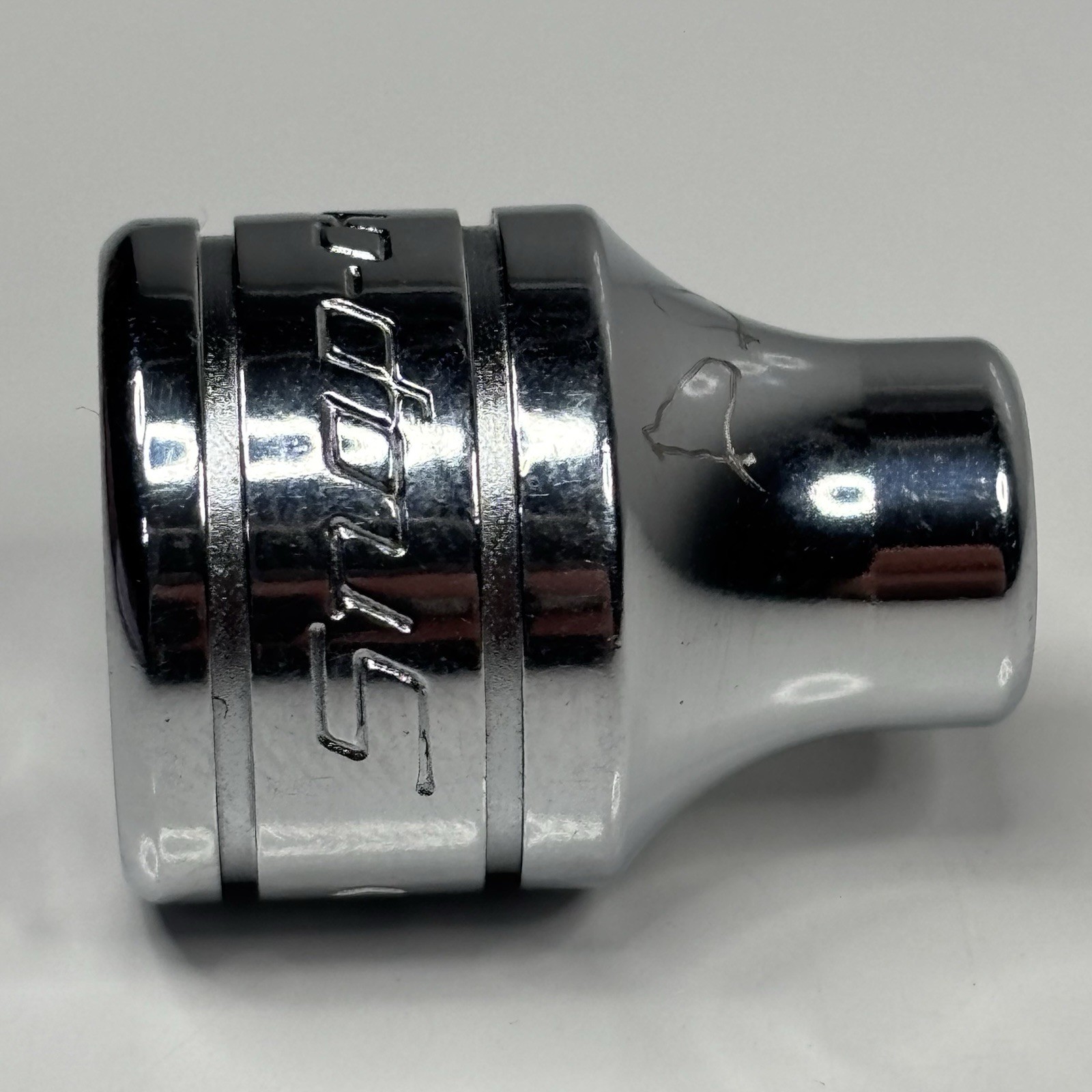 Snap On Tools FS081 3/8 Dr 6Pt SAE 1/4 Flank Dr Shallow Chrome Socket USA 2001