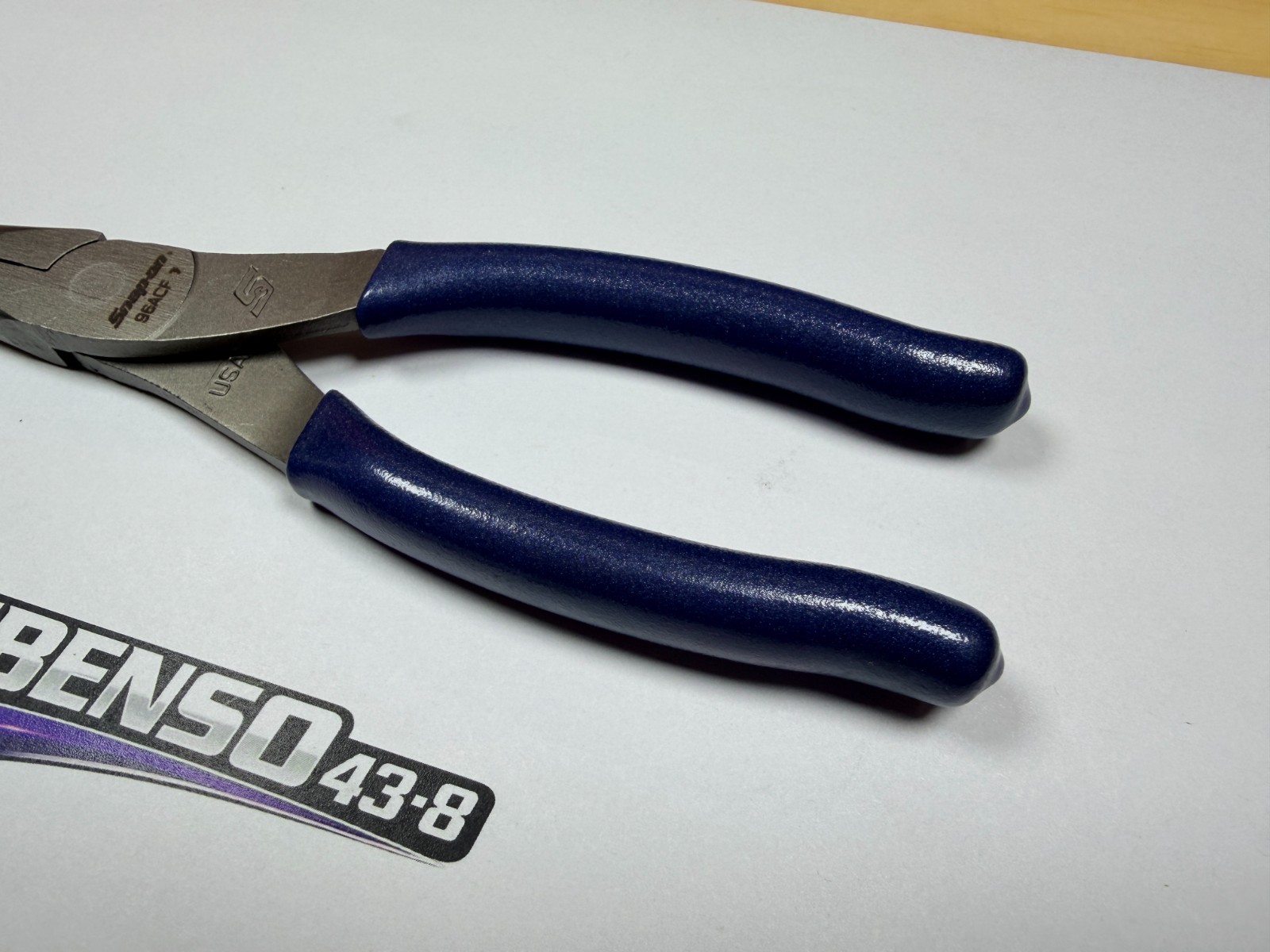 Snap-on Tools USA NEW POWER BLUE 8″ Soft Grip Needle Nose Pliers 96ACFMB