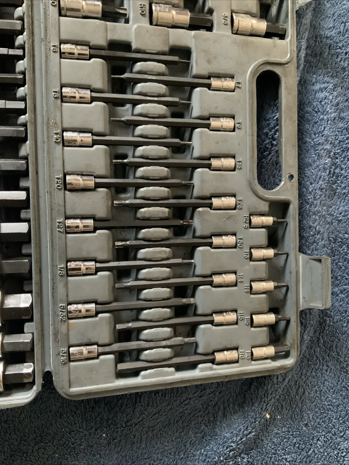 Blue Point 87pc Torx / Hex Bit Socket Set, Blpthc87…..missing 2, And 1 Tip Broke