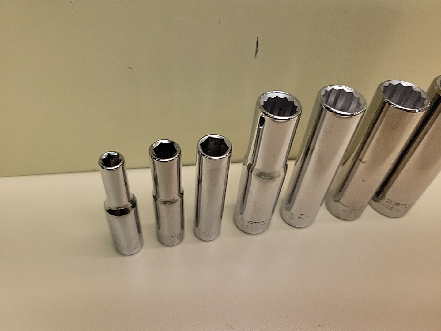 7 Piece Craftsman Socket Set 3/16 1/4 5/16 3/8 7/16 1/2 9/16 (1/4Dr 3/8Dr) USA
