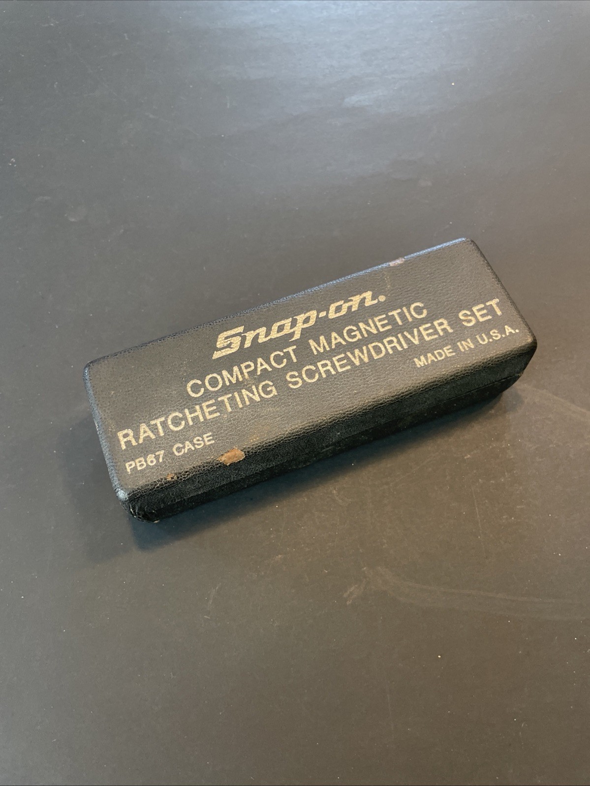 Snap-On SSDMR1 Ratcheting Magnetic Stubby Black Screwdriver With 13 Bits