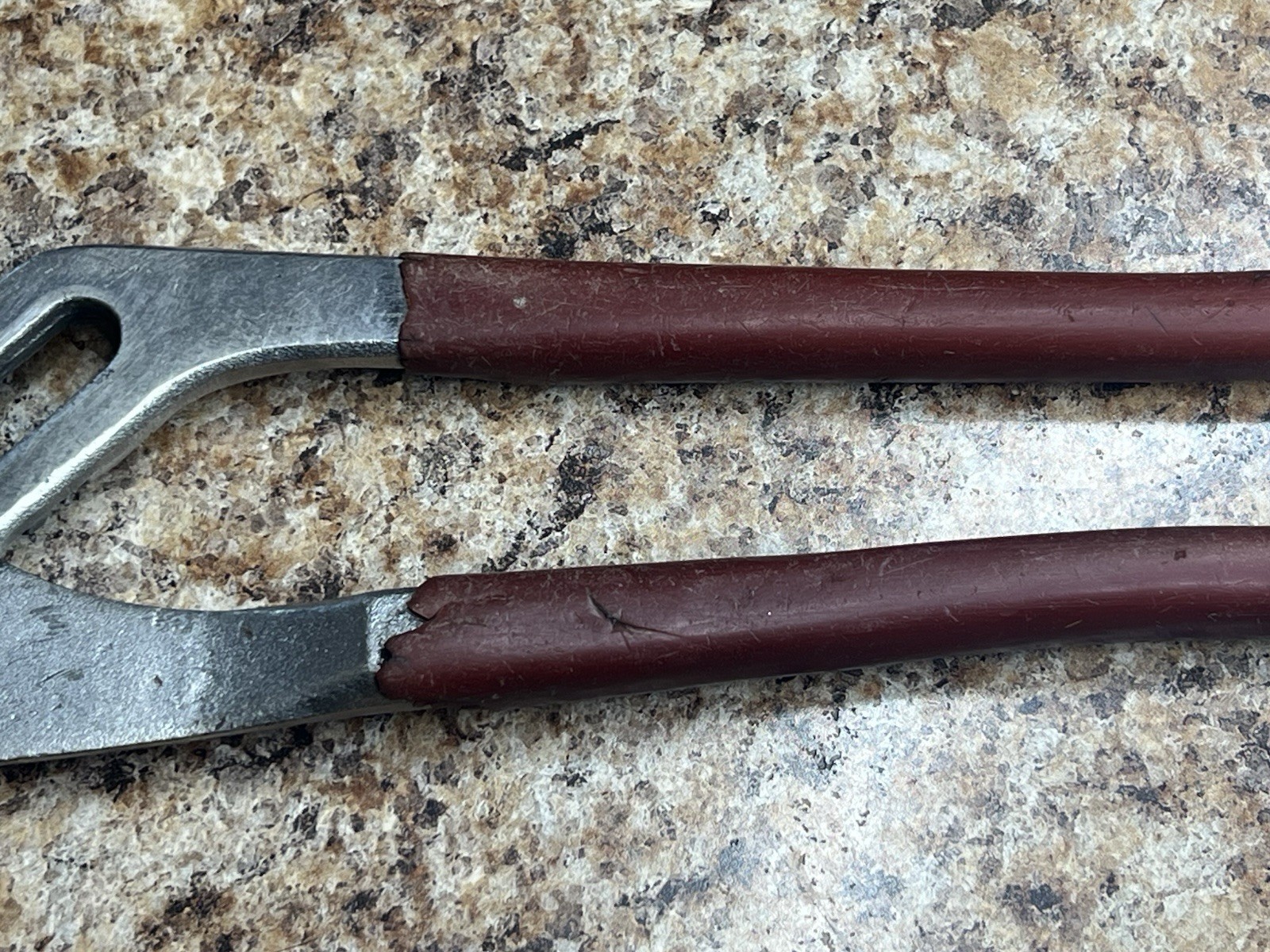 Blue-Point by Snap-On Tools USA 12″ Tongue & Groove Slip Joint Pliers MPN HL112P