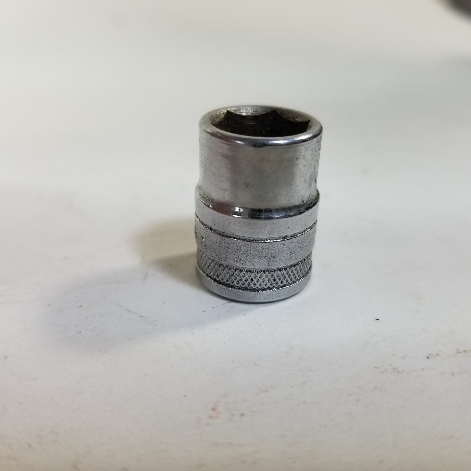 Vintage S-K 40914 7/16in. 6pt 1/4 dr. Knurled Shallow Socket USA Made