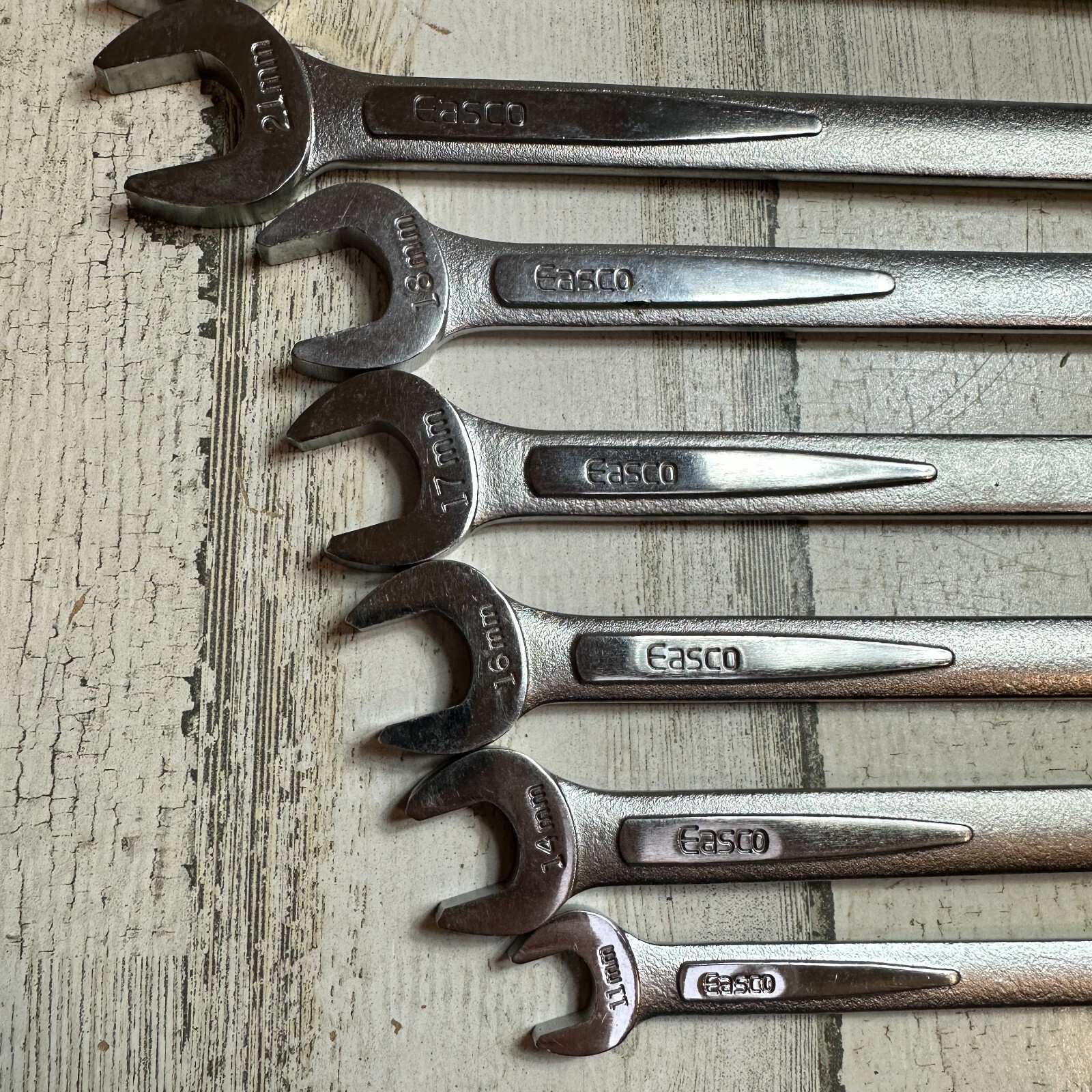 EASCO USA METRIC COMBINATION WRENCH SET 11MM – 32MM 12 POINT (13 WRENCHES)