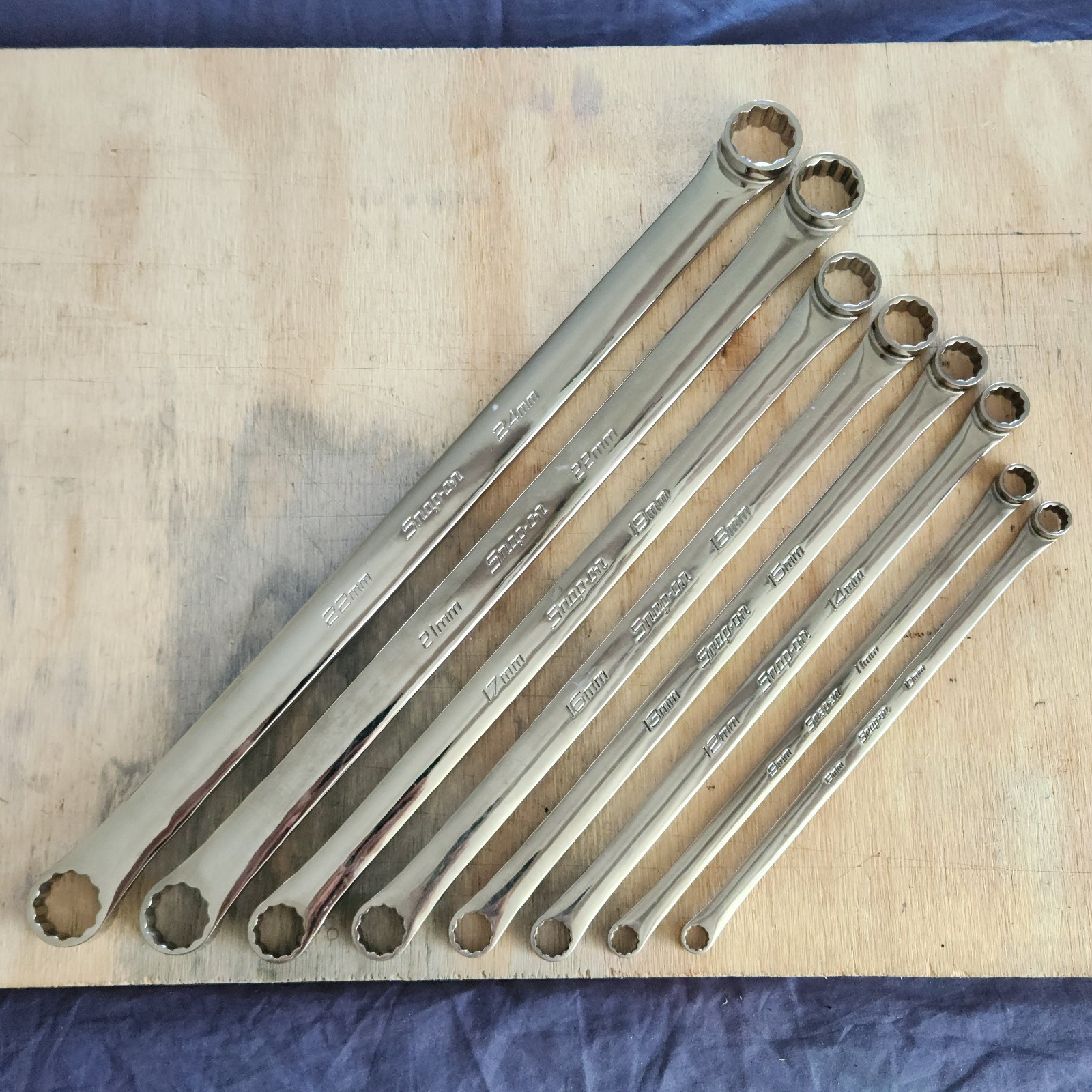 Snap On Flank Drive® High-Performance 0° Offset Box Wrench Set 8-19 PLUS 21-24mm