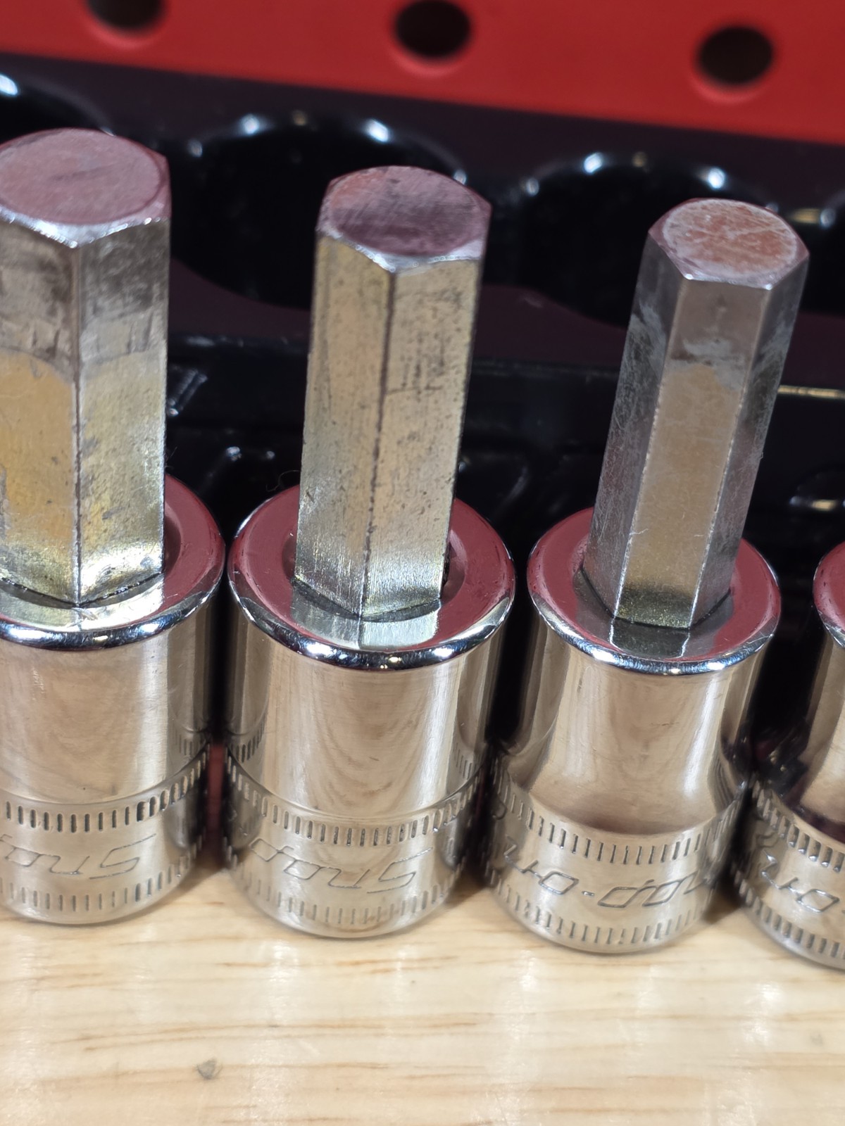 Snap-on Tools 207EFAMY 4-10mm 3/8″ Drive 7-Piece Metric Hex Socket With Holder