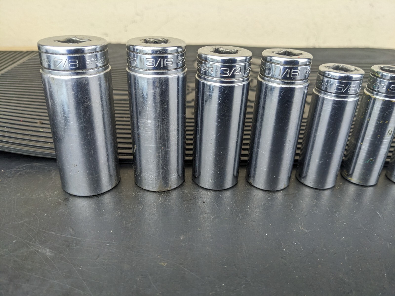 #bb702 Snap-On Tools Socket Set 211SFSY 3/8″ drive 6 Point Deep 1/4″ to 7/8″