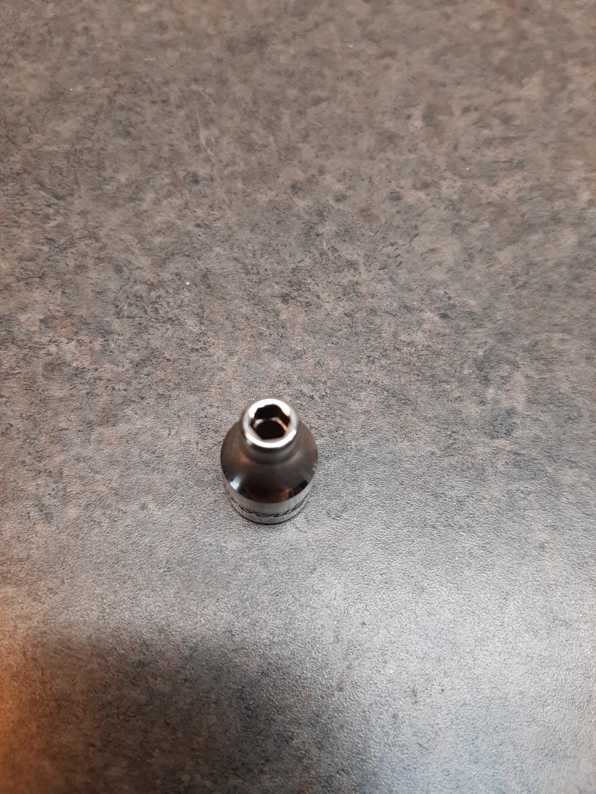 Snap-on Tools USA NEW 1/4″ Drive 6-POINT SAE 5/32” Shallow Chrome Socket TM05