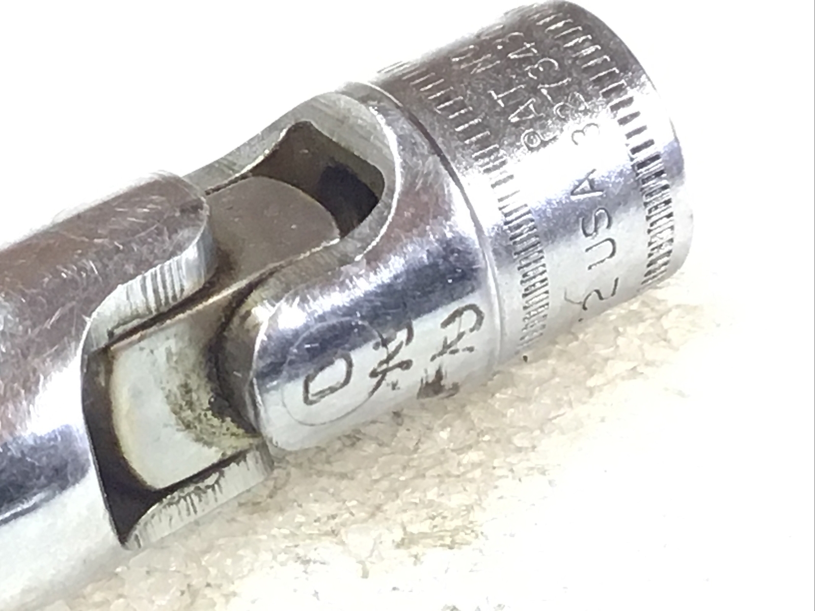 Snap On#FSUM12- 12 mm,Metric, Chrome, 3/8″Dr., 6Pt., Swivel,Universal Socket-USA