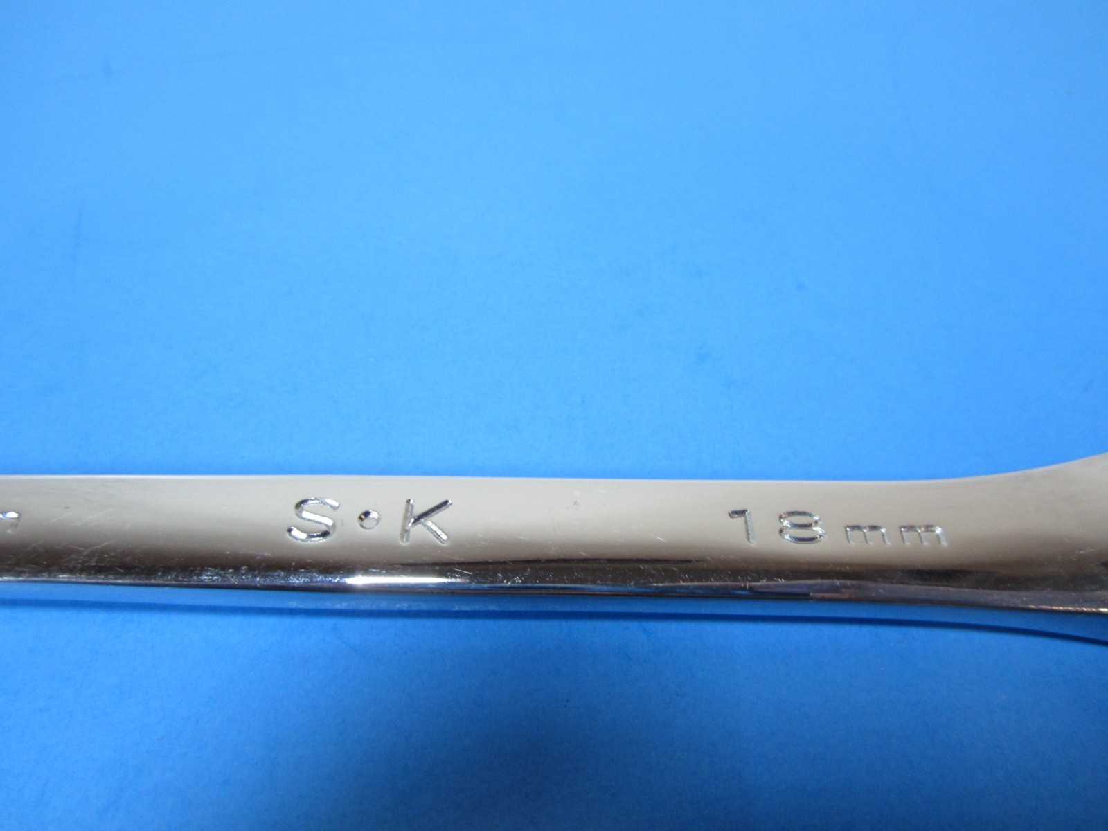 S.K. TOOLS * New Old Stock * 18mm 12-point # – 88318 Combination Wrench
