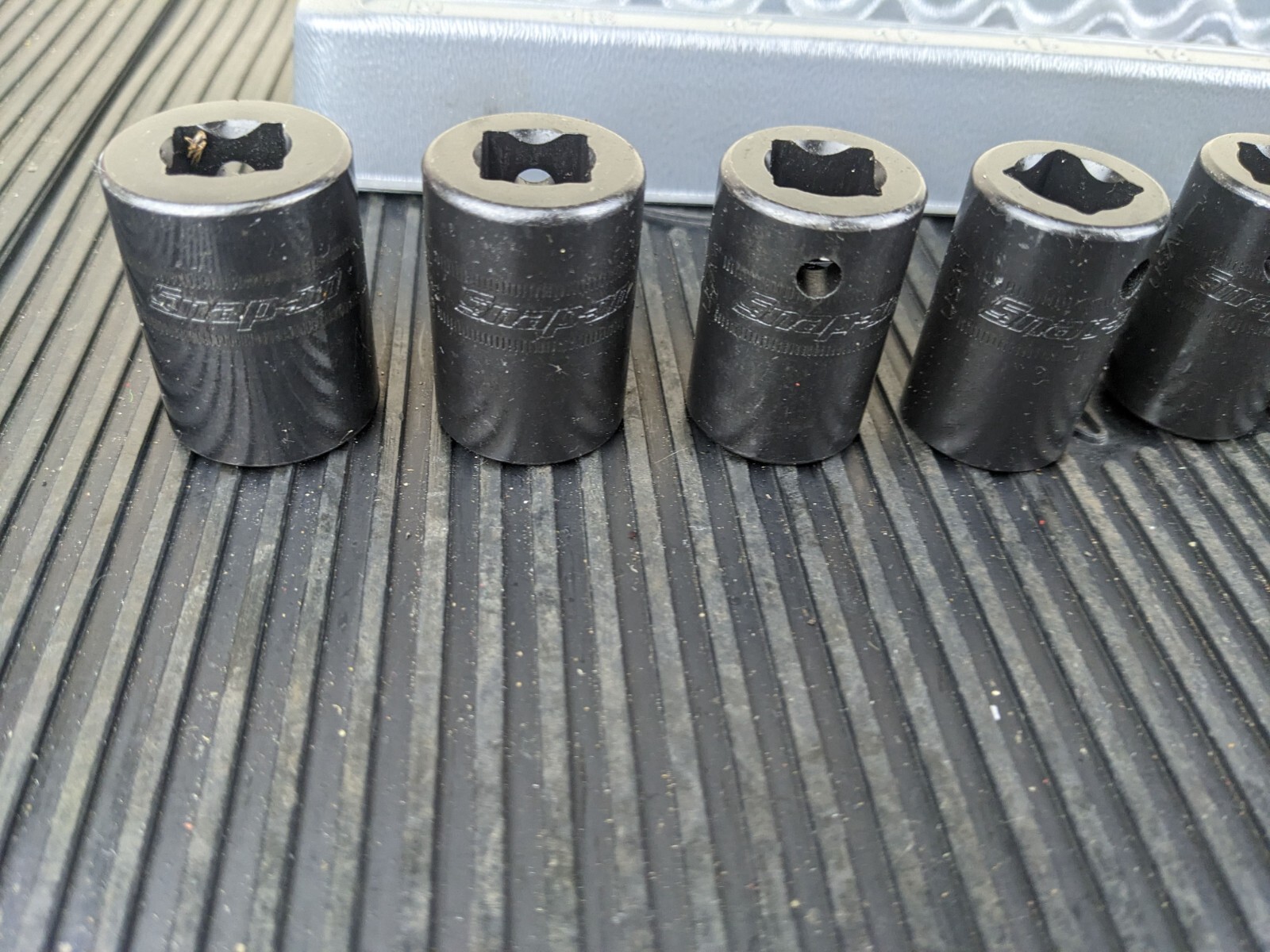 #bb249 Snap On 1/2″ drive 10 t0 19 mm 6-point Shallow Impact Socket Set 310IMMYA