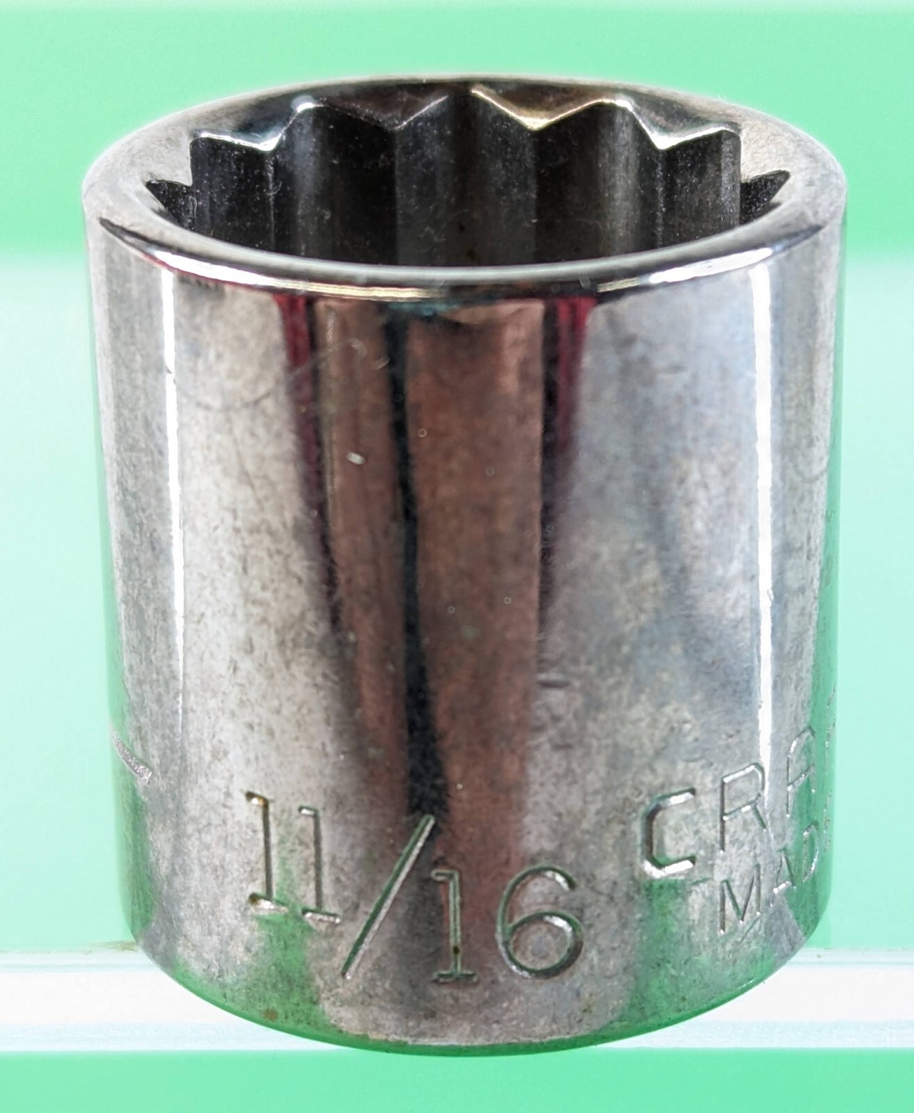 Craftsman USA 11/16″ 12 Point 3/8″ Drive Shallow Socket G Series 44336