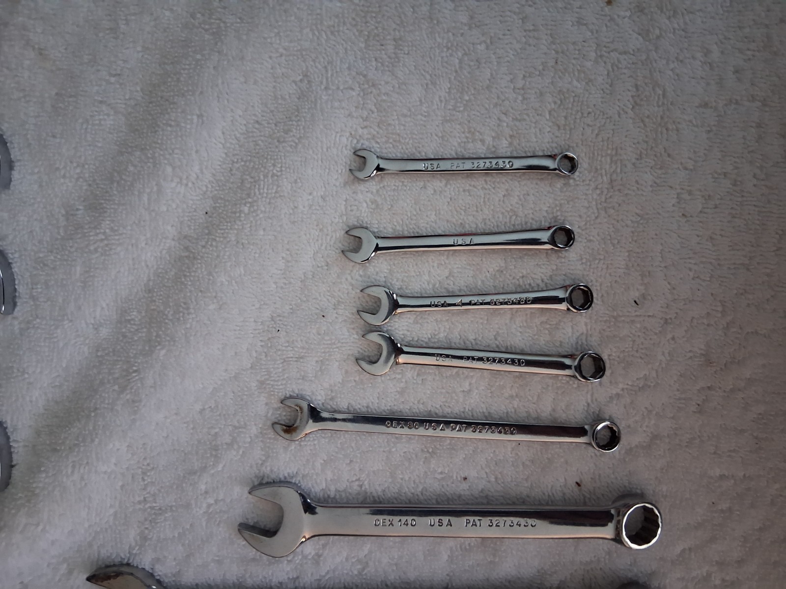 Snap On tools lot 18Combo Wrenches 1”thru 3/8″ Plus 9 other snap on wrenches