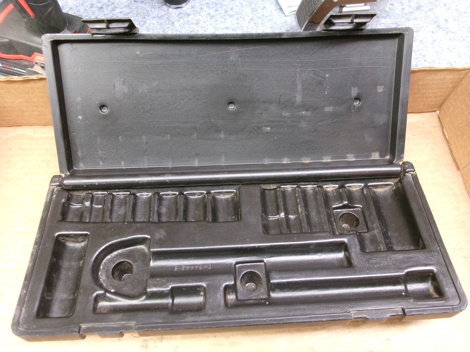 VIntage S-K 3/8″ Drive 17-Piece Black Socket Set Case (No Tools, Box Only)