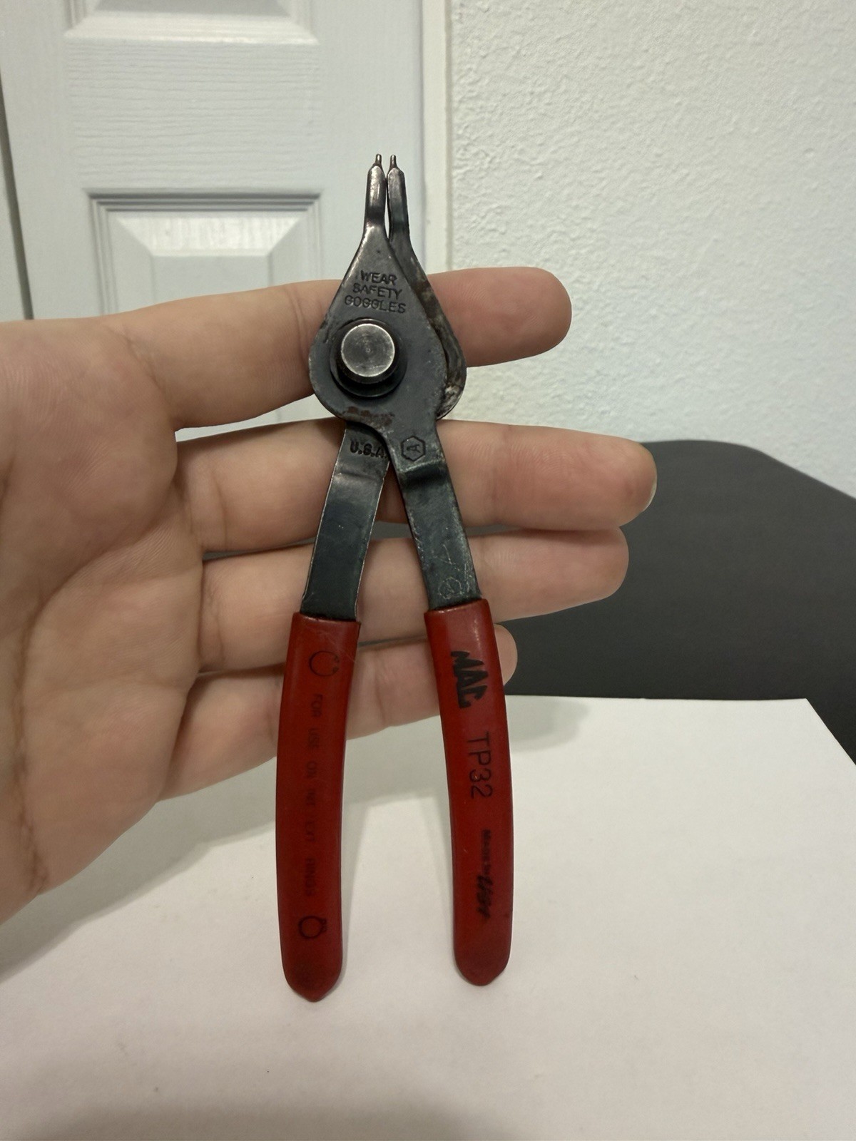 MAC TOOLS TP32, SNAP – RING PLIERS, 6″ LONG *REVERSIBLE*