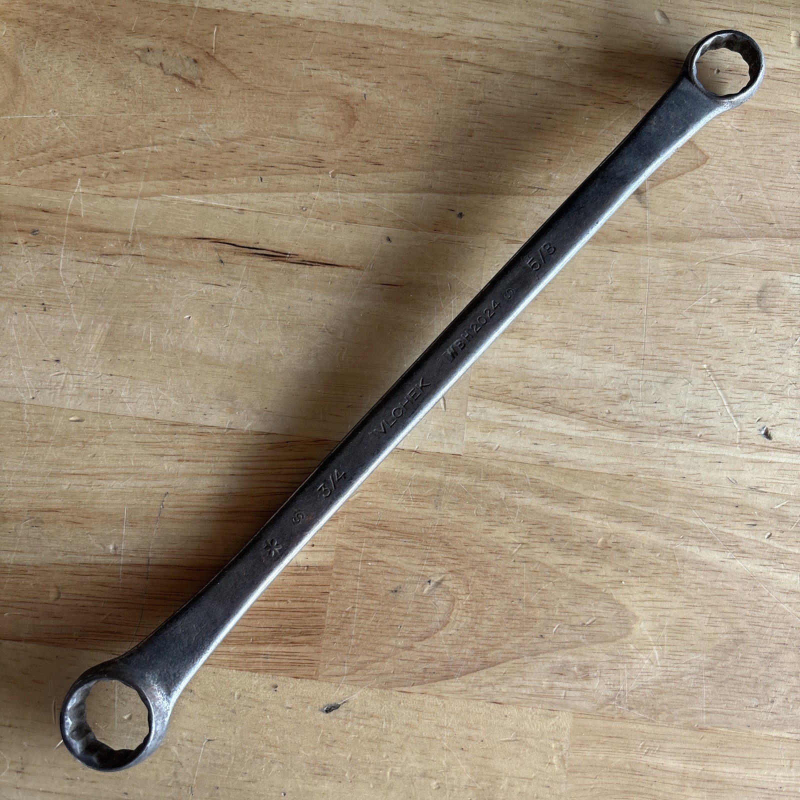 Vlchek Tools 5/8″ x 3/4″ Offset Double Box End Wrench 12 Point WBH2024 Vtg USA