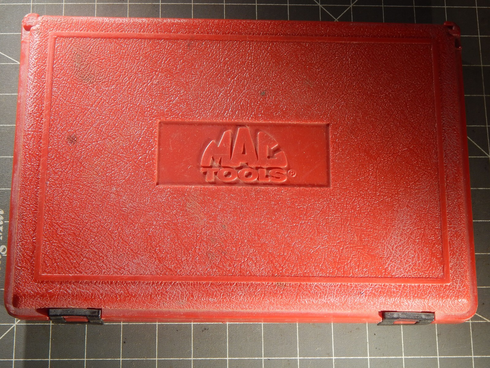 Mac Tools SAE Metric 44Pc 3/8″ Drive General Service Set Ratchet Socket Case Dr