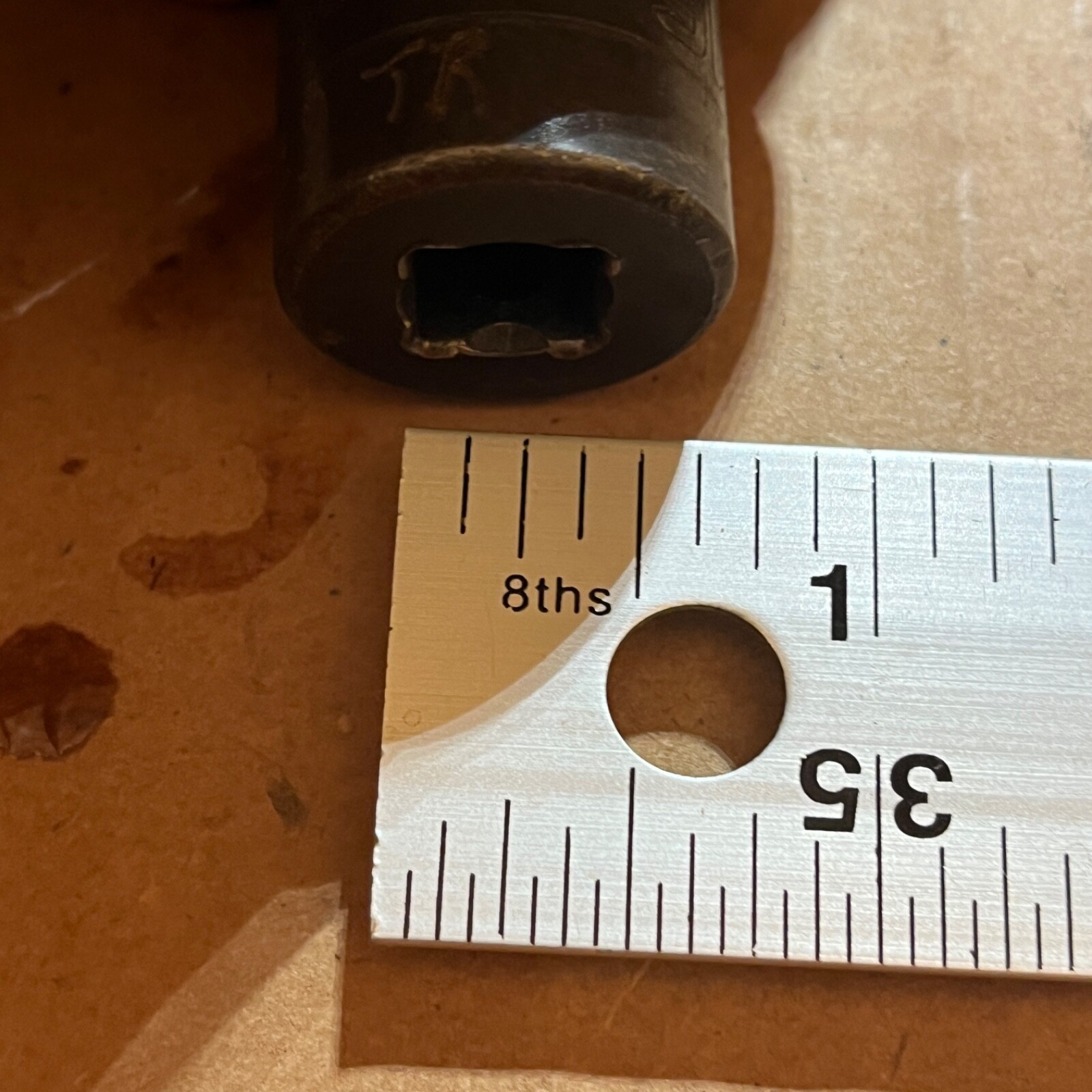 Snap-On SIMF220 3/8″ Drive 6-Point 11/16″ SAE Semi Deep Well Impact Socket – C