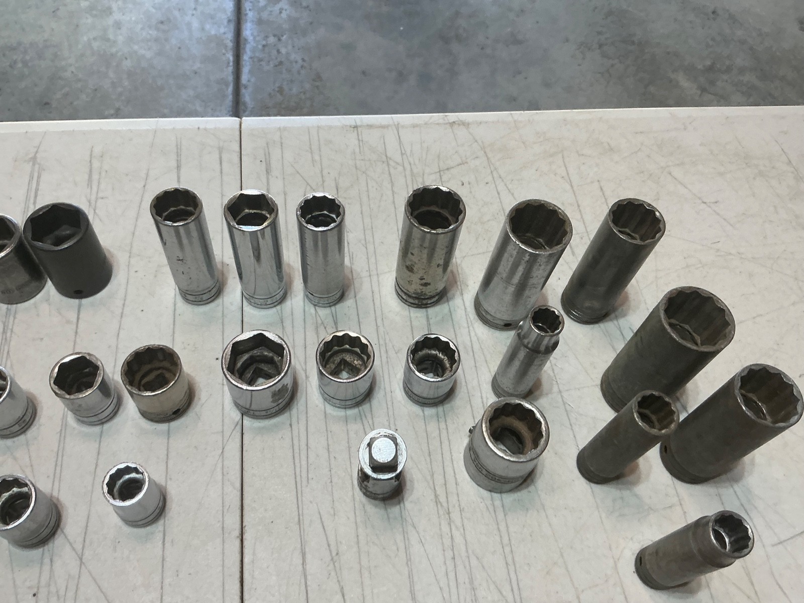 35 asst Snap-on 1/2″ drive sockets shallow & deep USA