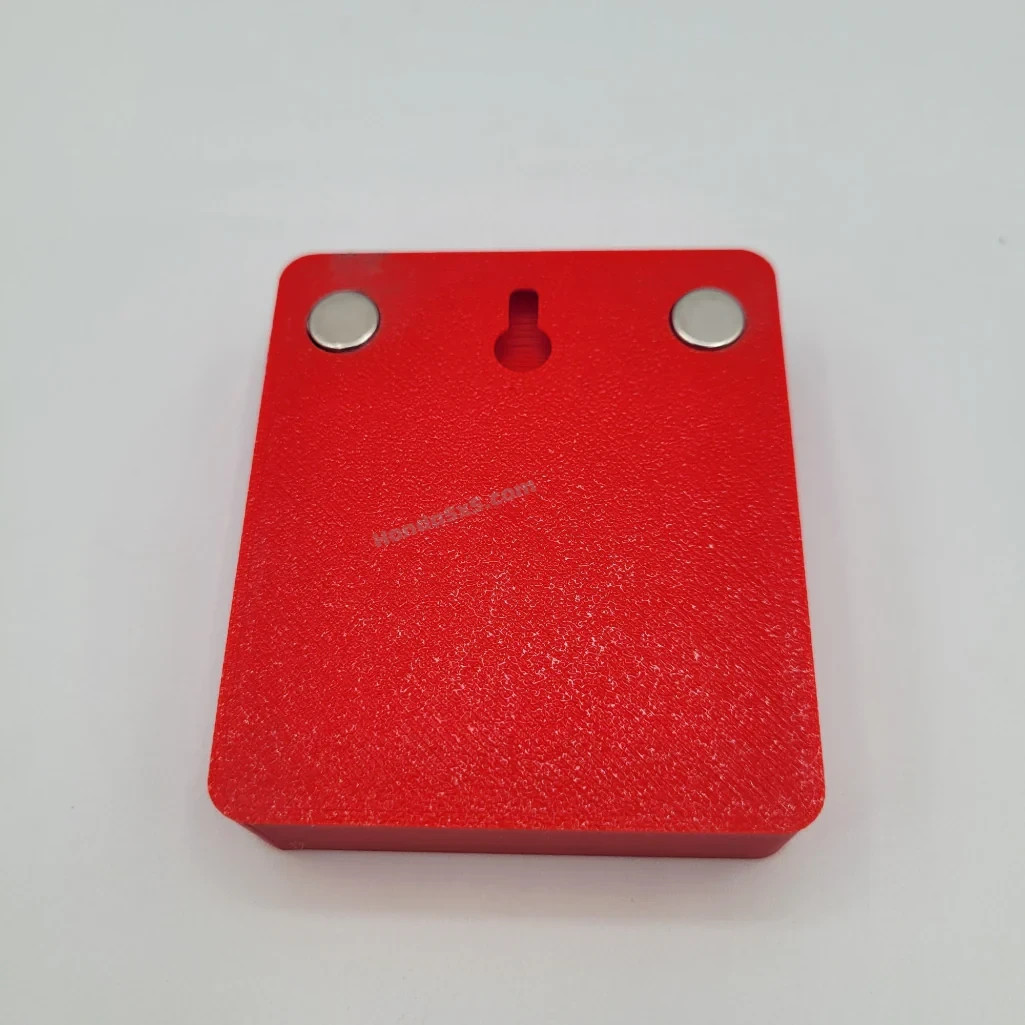The Golden 10mm Emergency Socket – Magnetic Wall Mount Socket Holder – Christmas